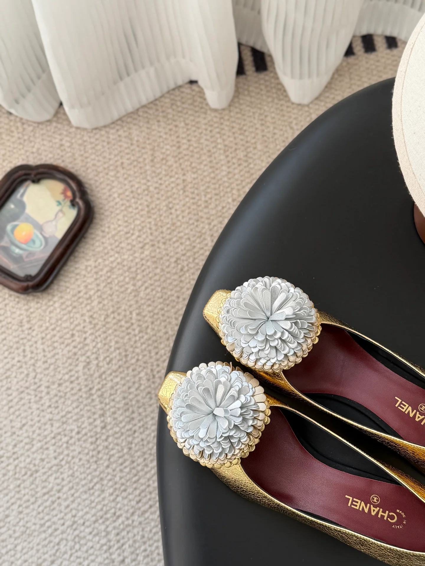 Chan 26K camellia flower chunky heels