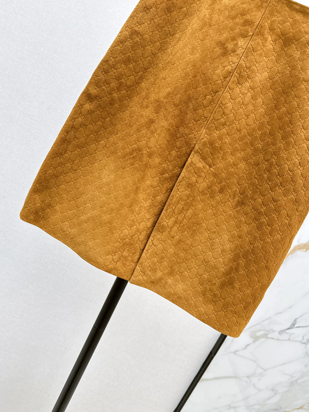 Guc 25fw suede skirt