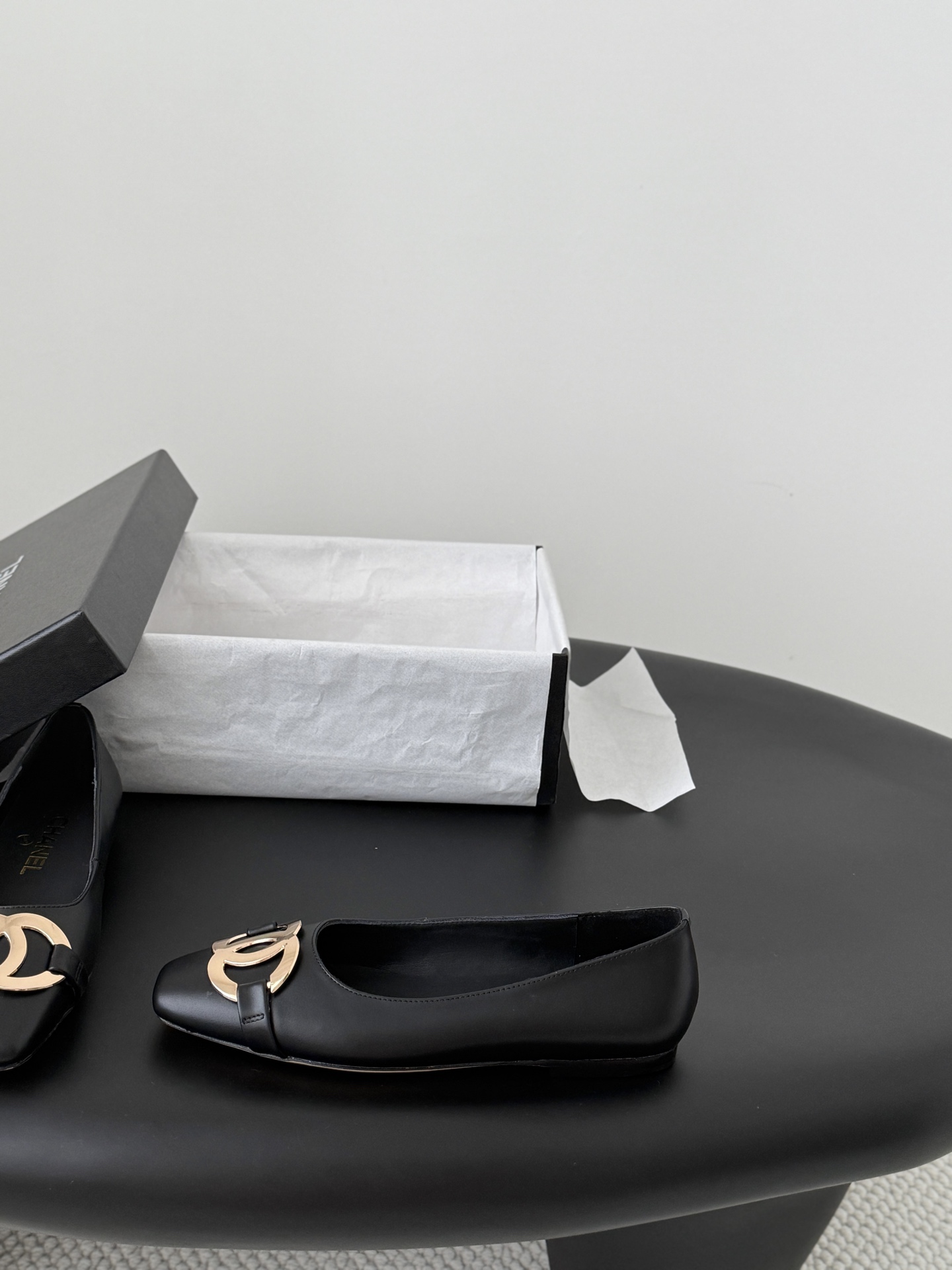Chan 26P ballet flats