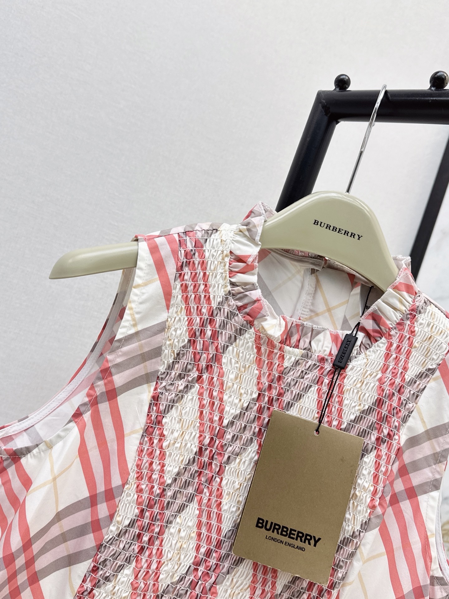 Bur 26ss sleeveless check dress