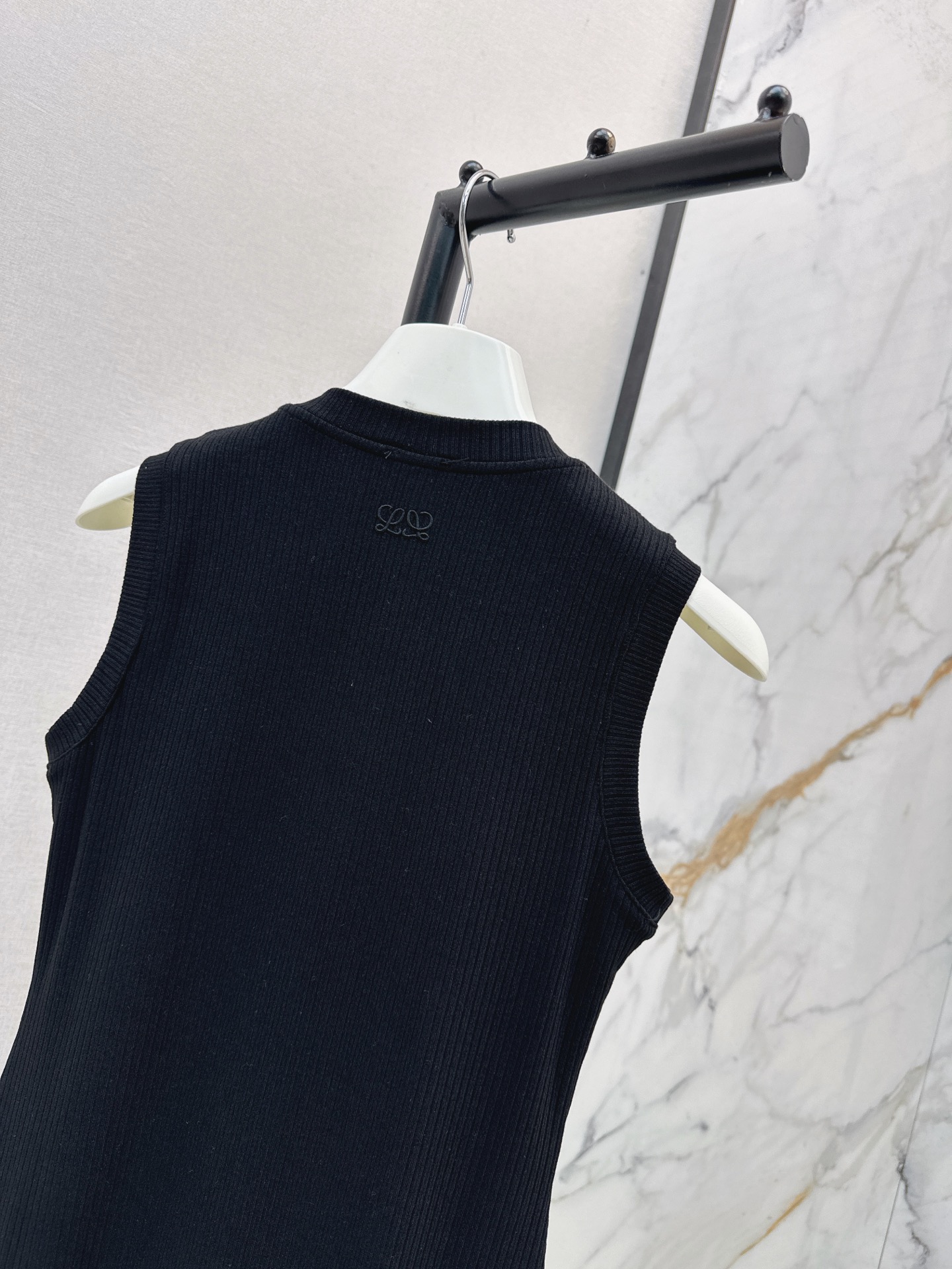 Loe 26ss sleeveless knit dress