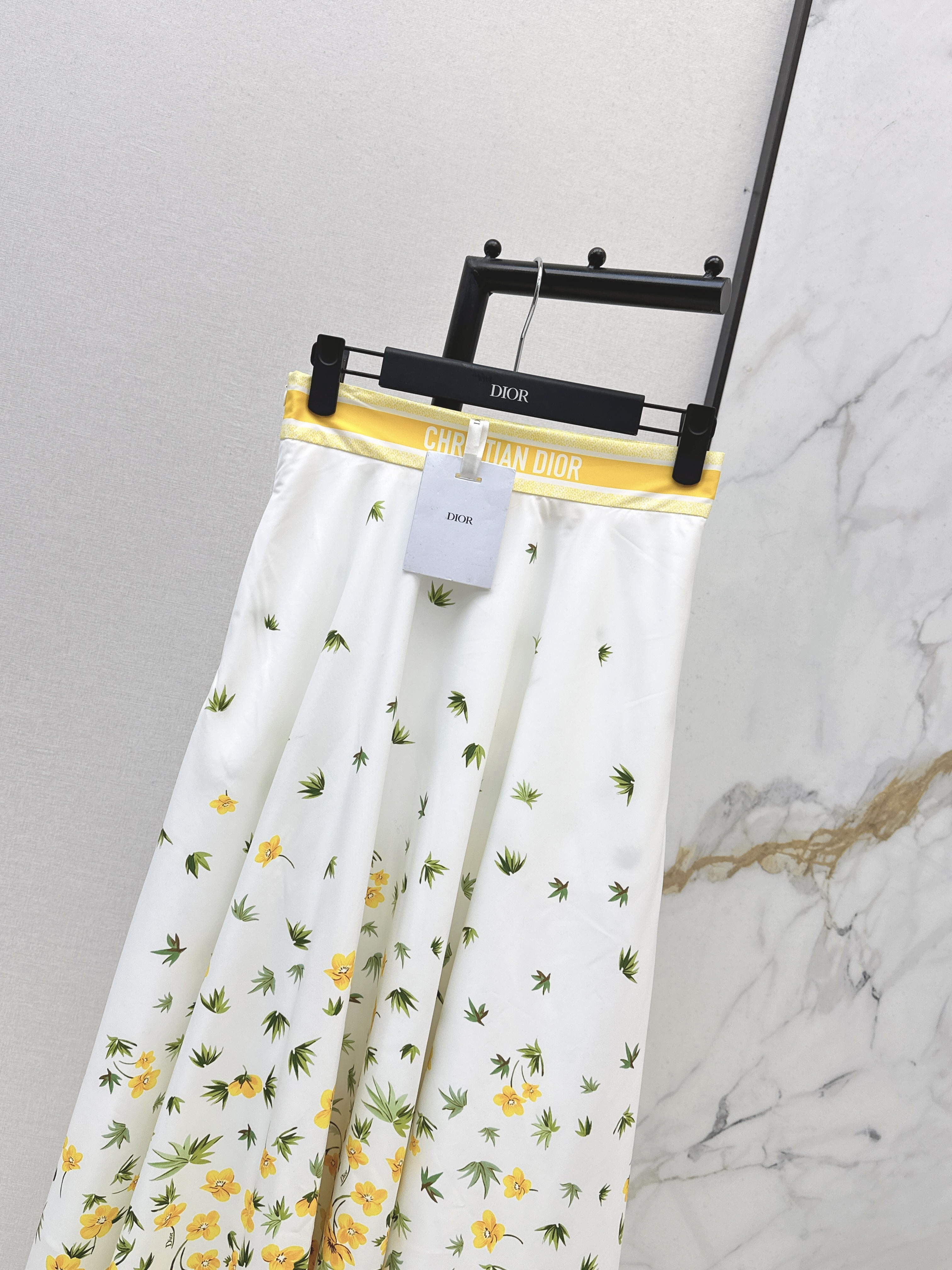 CD 26ss flower print skirt