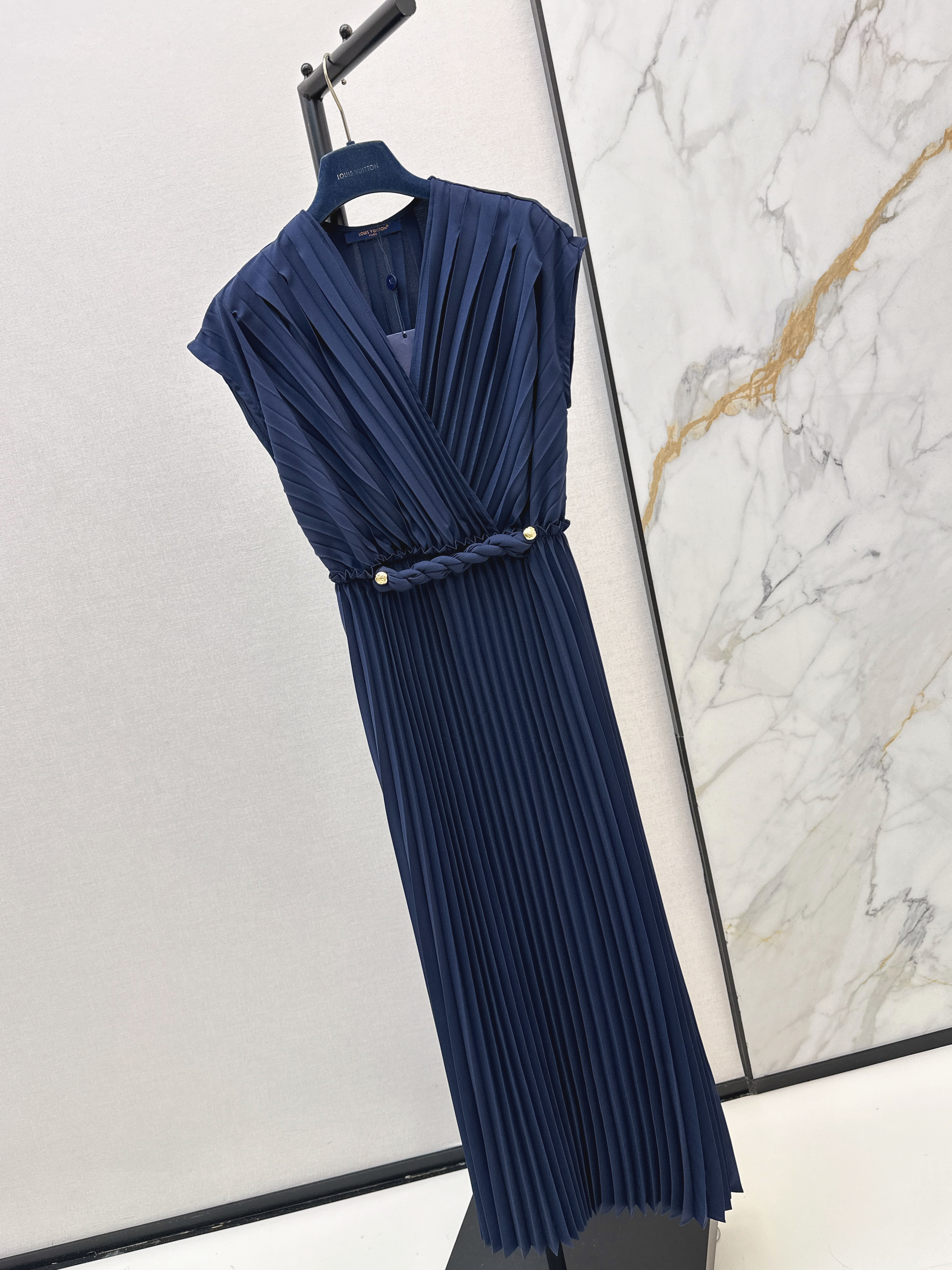 Loui 26ss pleated dress