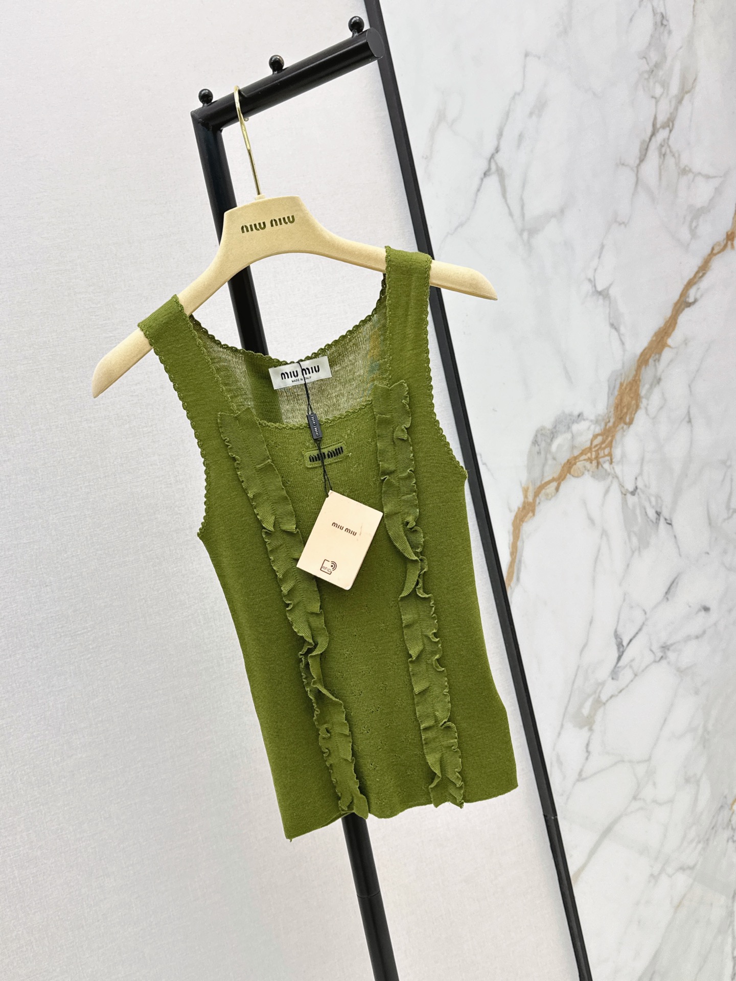 Miu 26ss ruffle knit vest