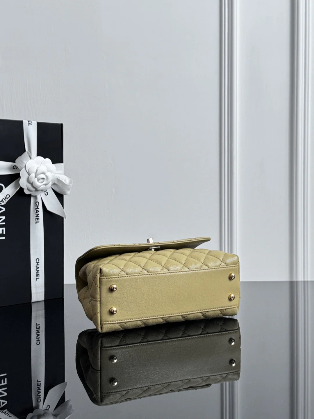 Chan 26ss coco handle shoulder bag