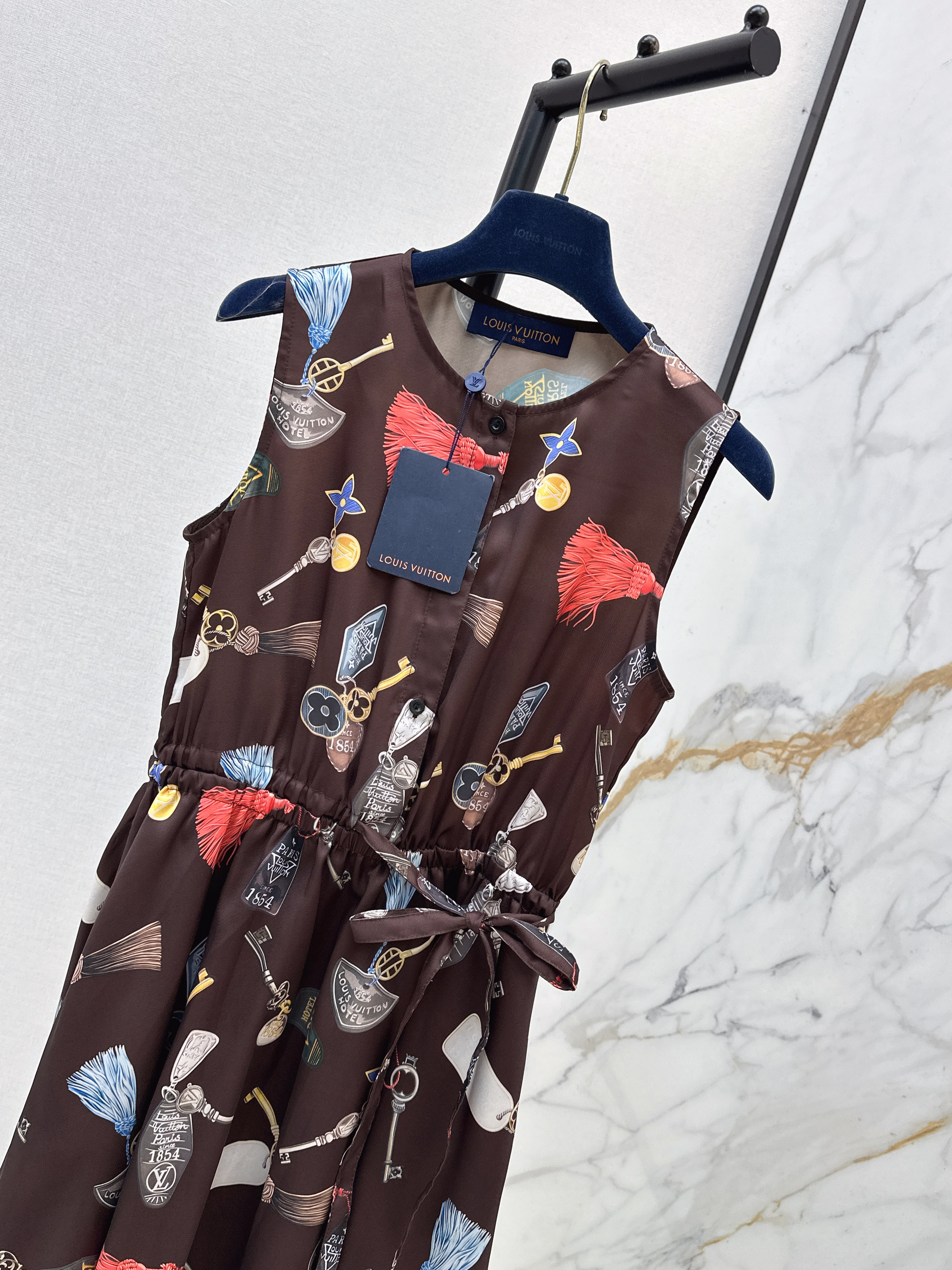Loui 26ss sleeveless print dress