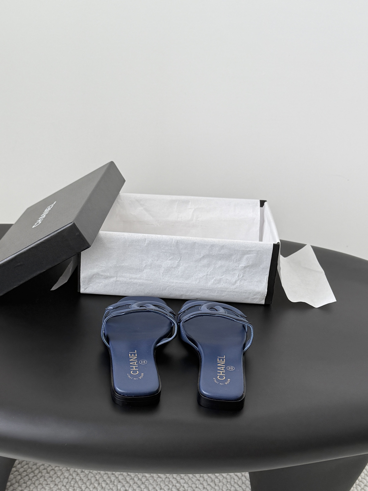 Chan 26P slippers