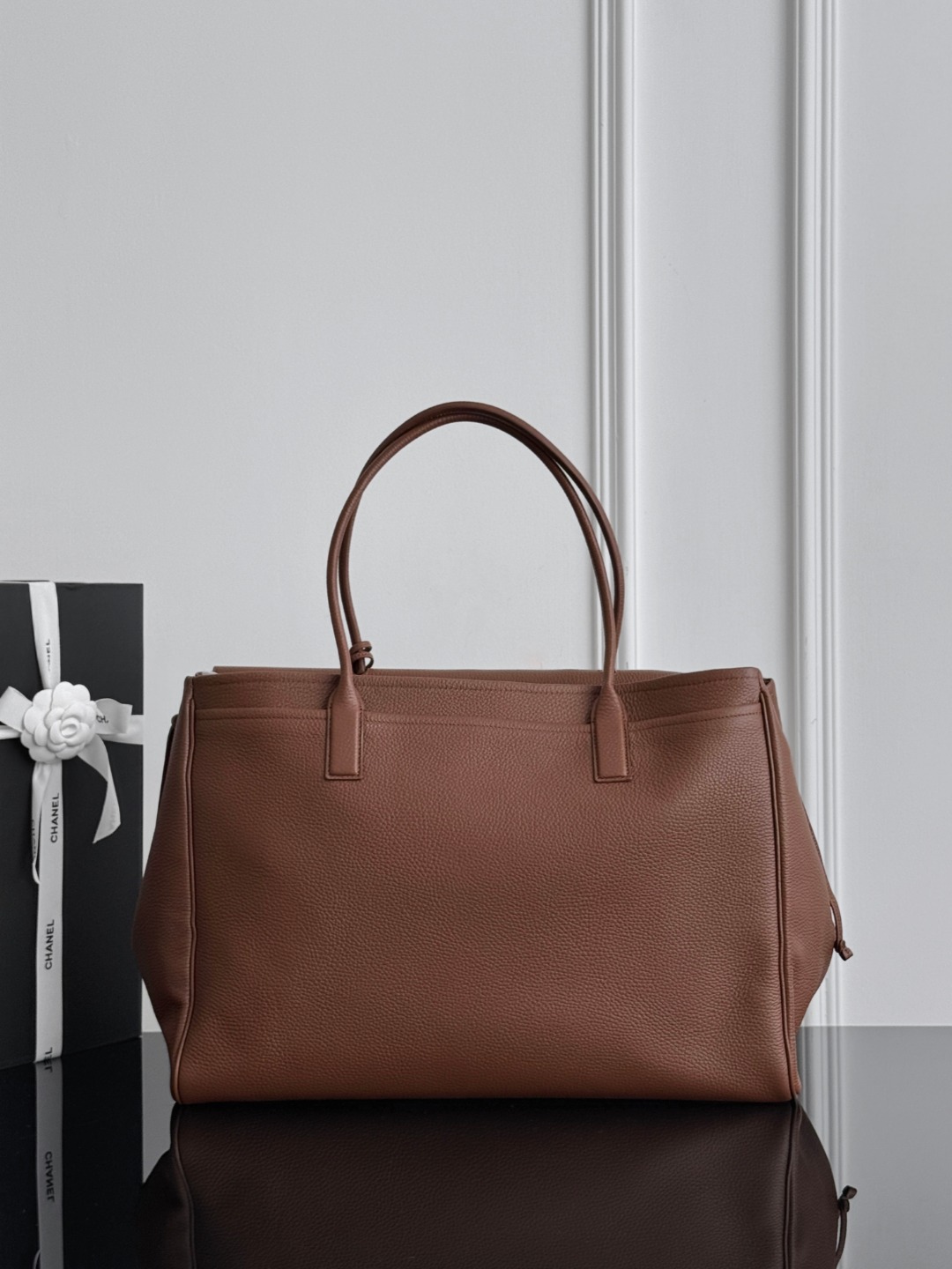Chan 26S large tote bag