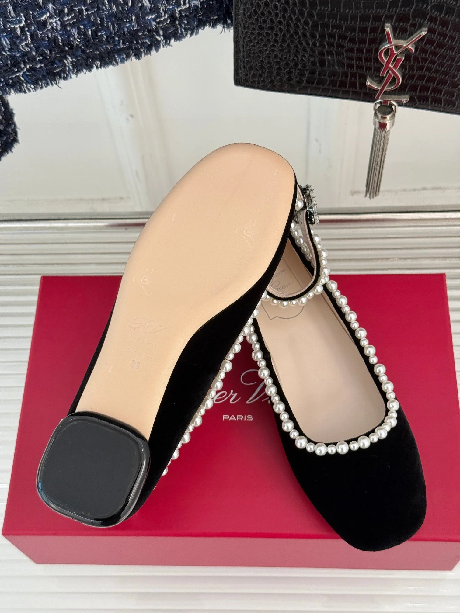 R Vi pearls ballerina shoes