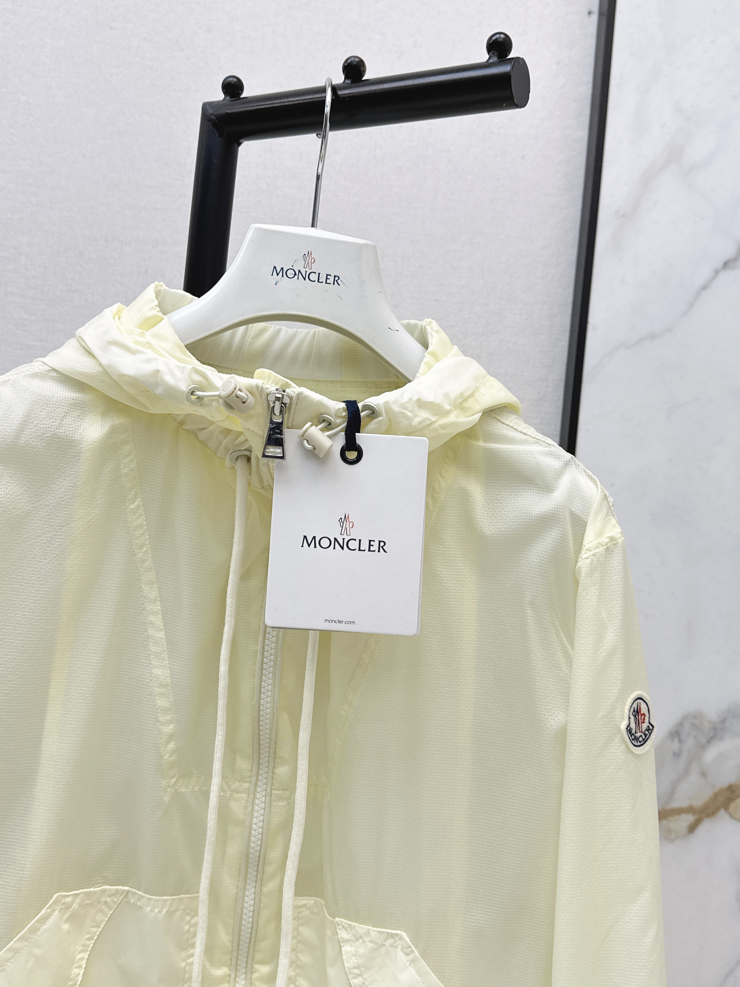 Monc 26ss hooded trench coats