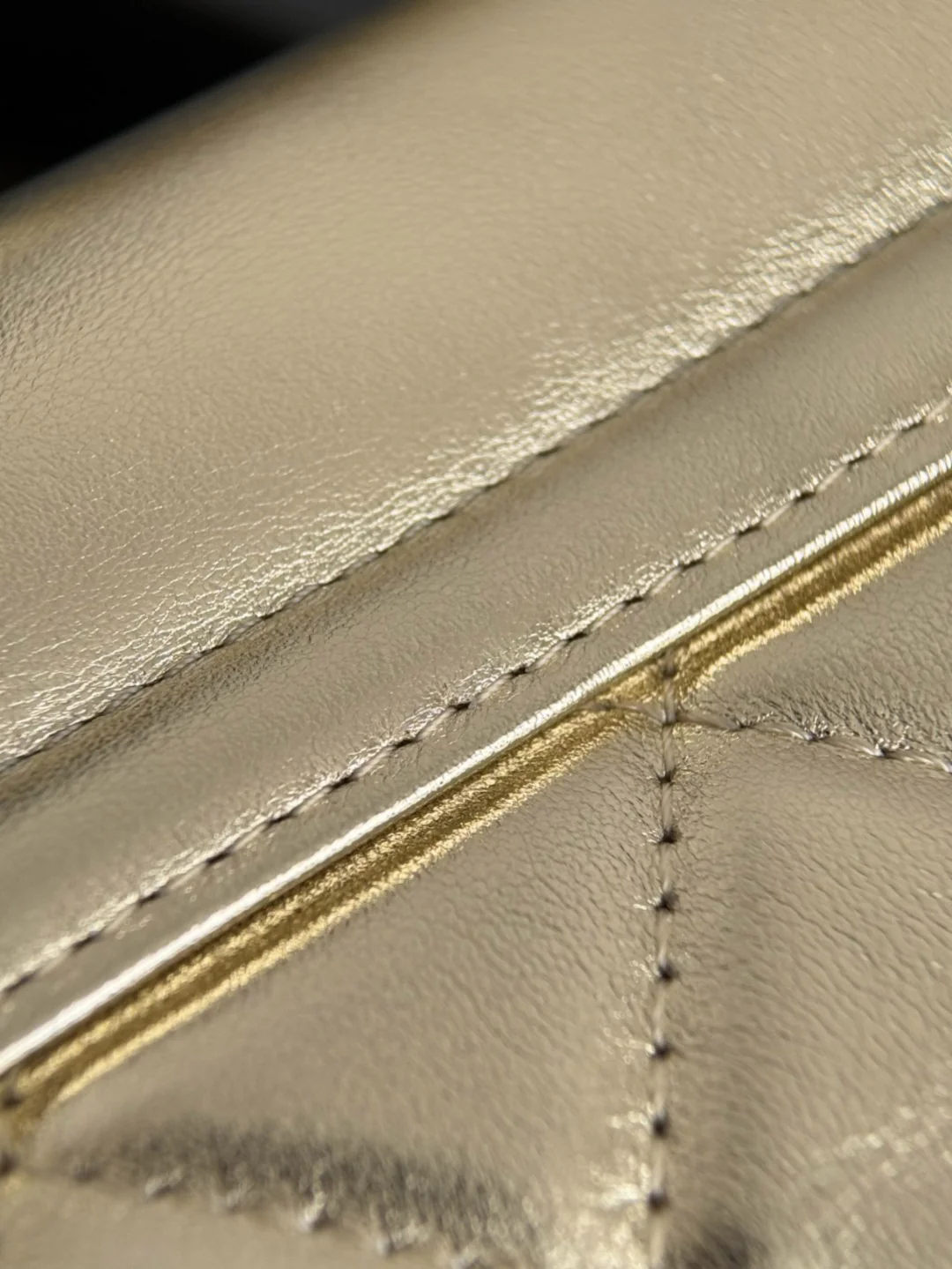 Chan 25A kelly bag with chain