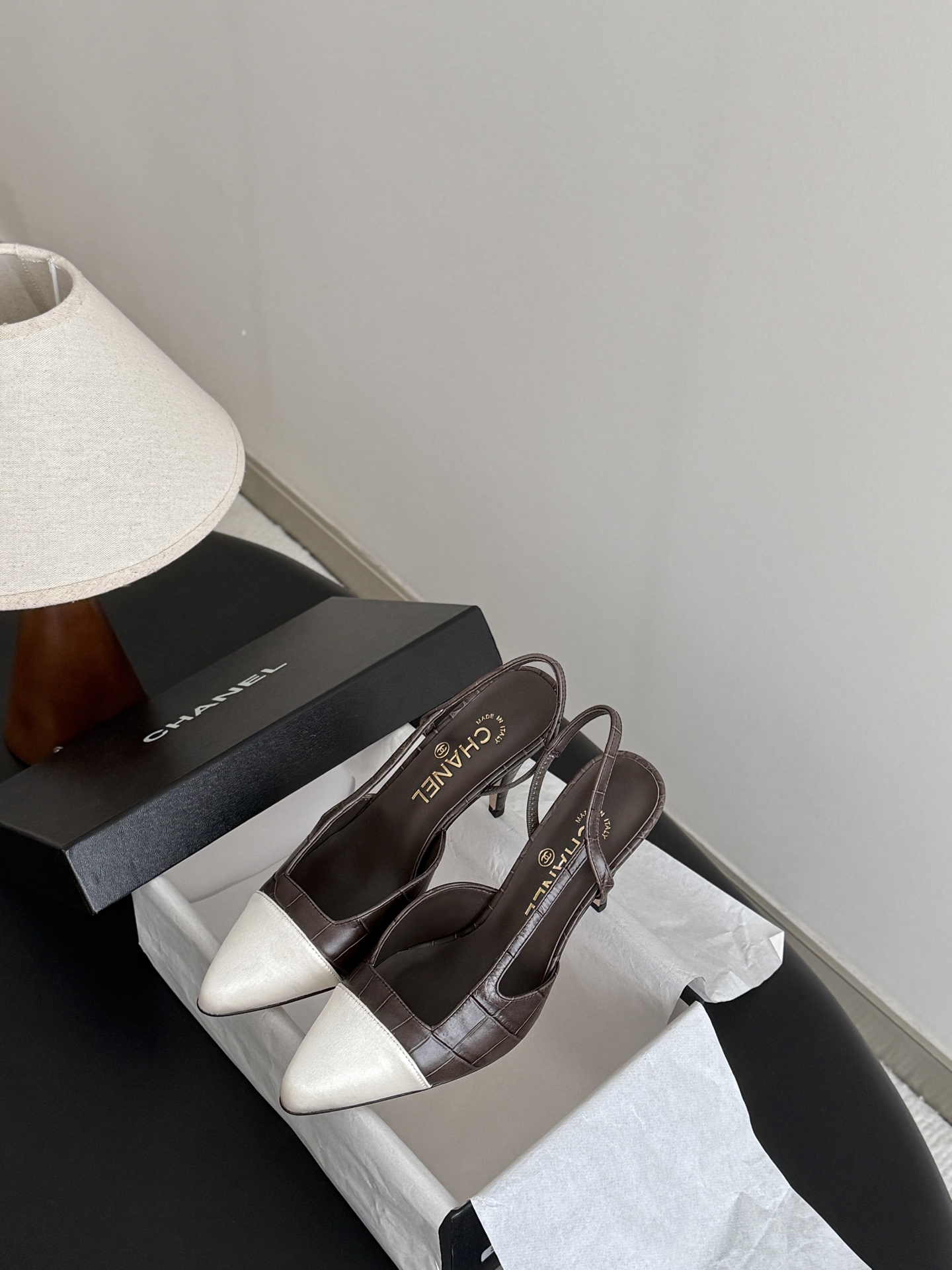 Chan 26A slingback heel