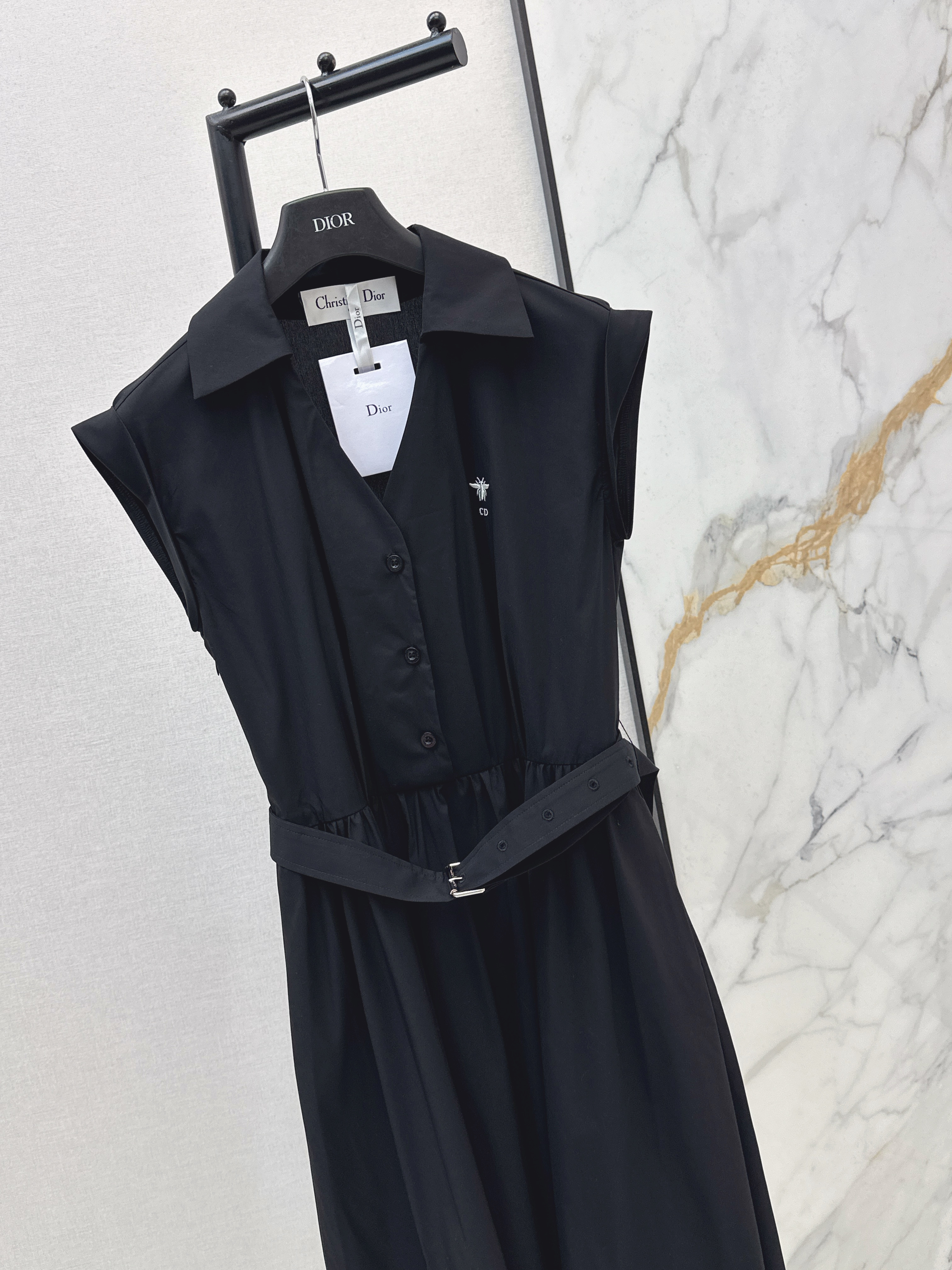 CD 26ss bee embroidery dress