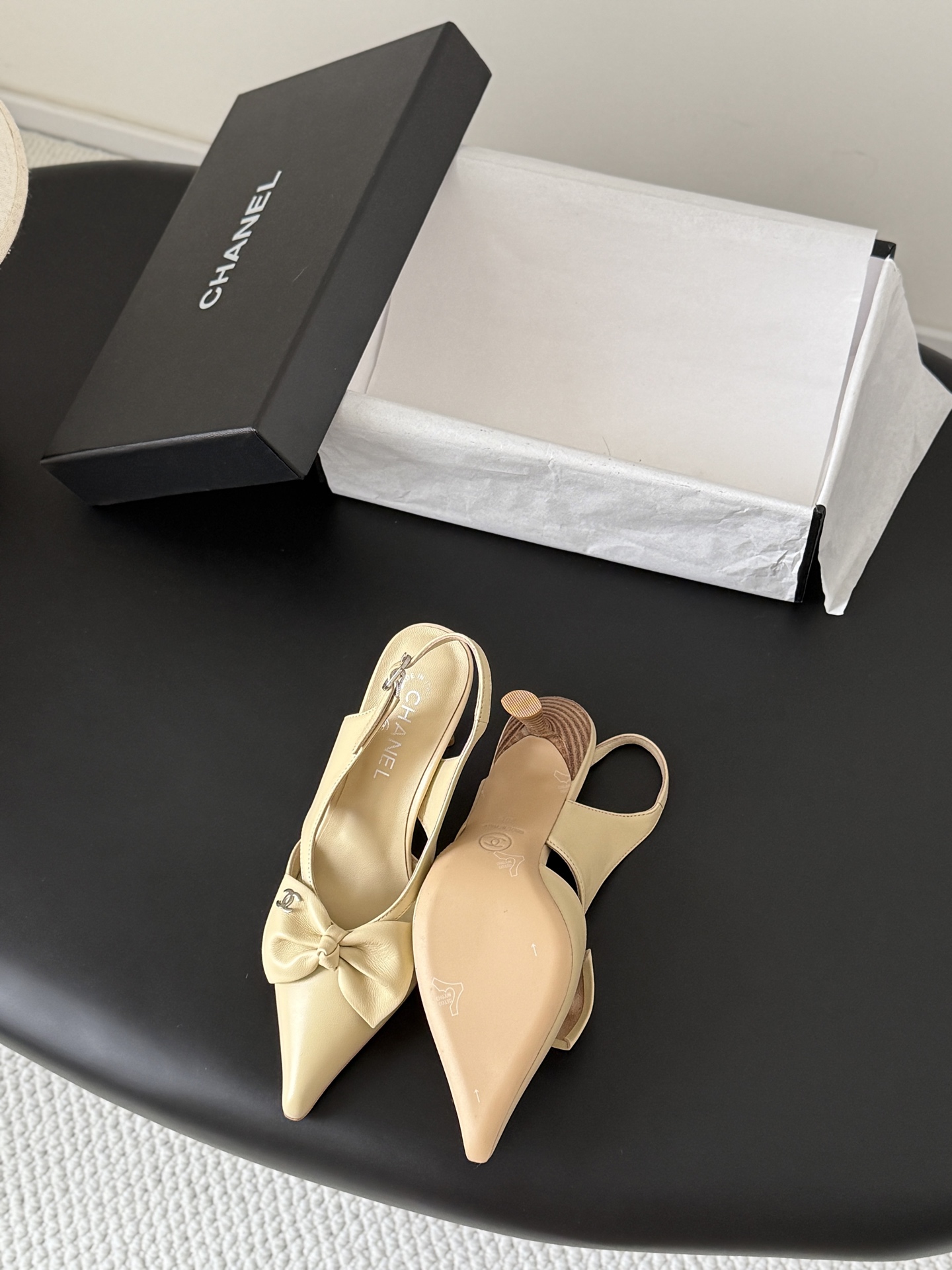 Chan 26ss bow slingback heel