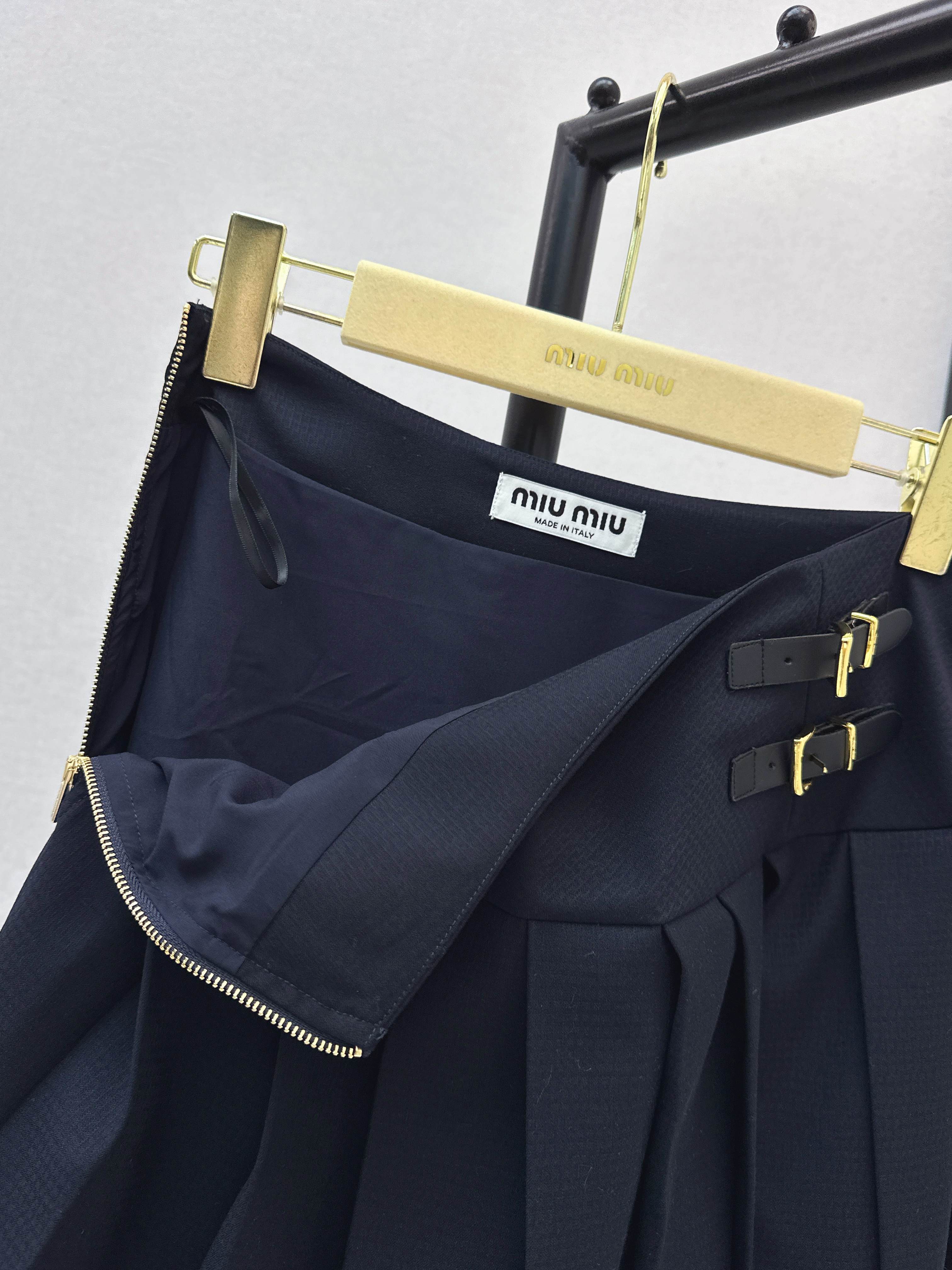 Miu 26ss pleated skirts