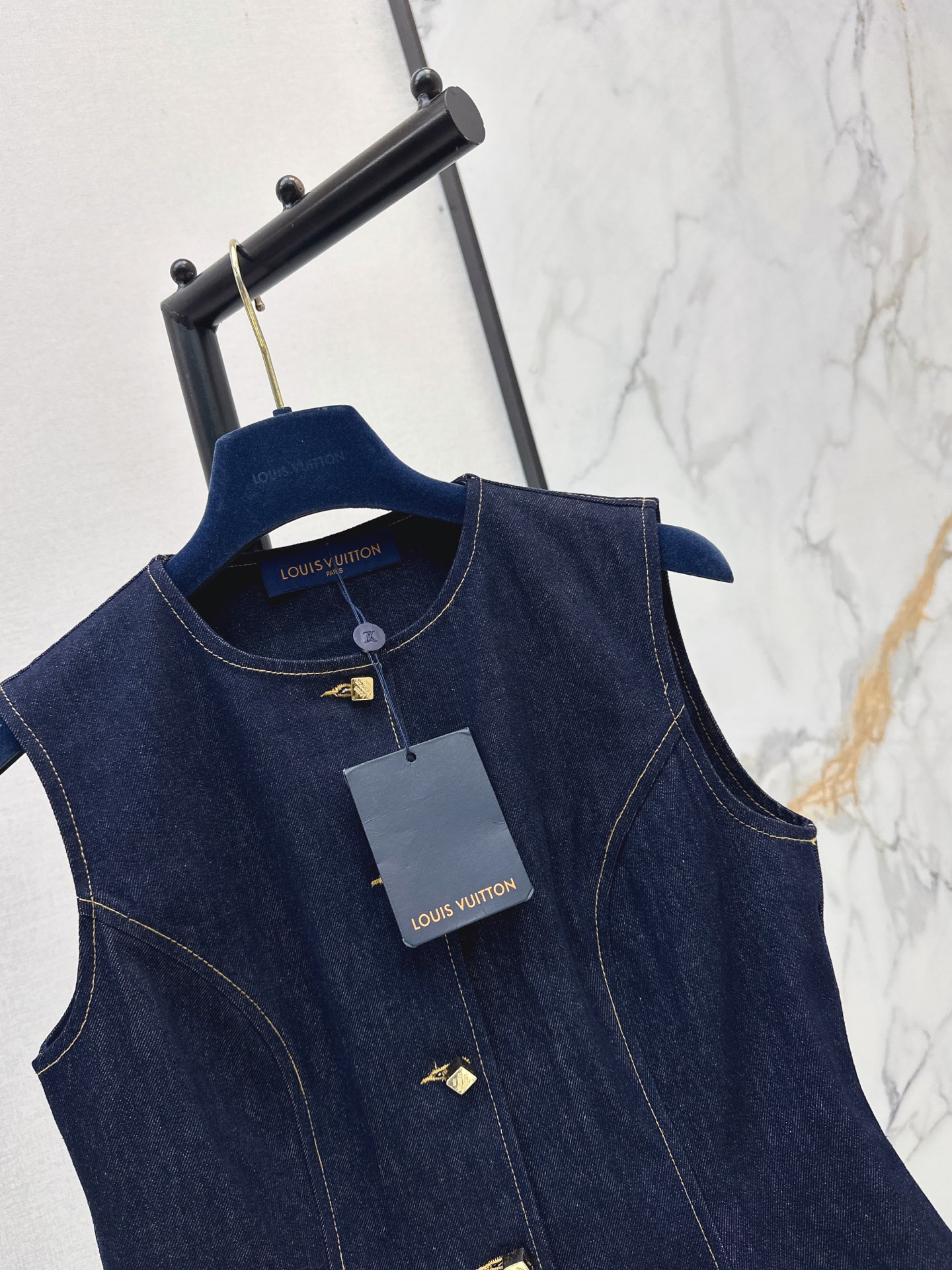 Loui 26ss ruffle denim top