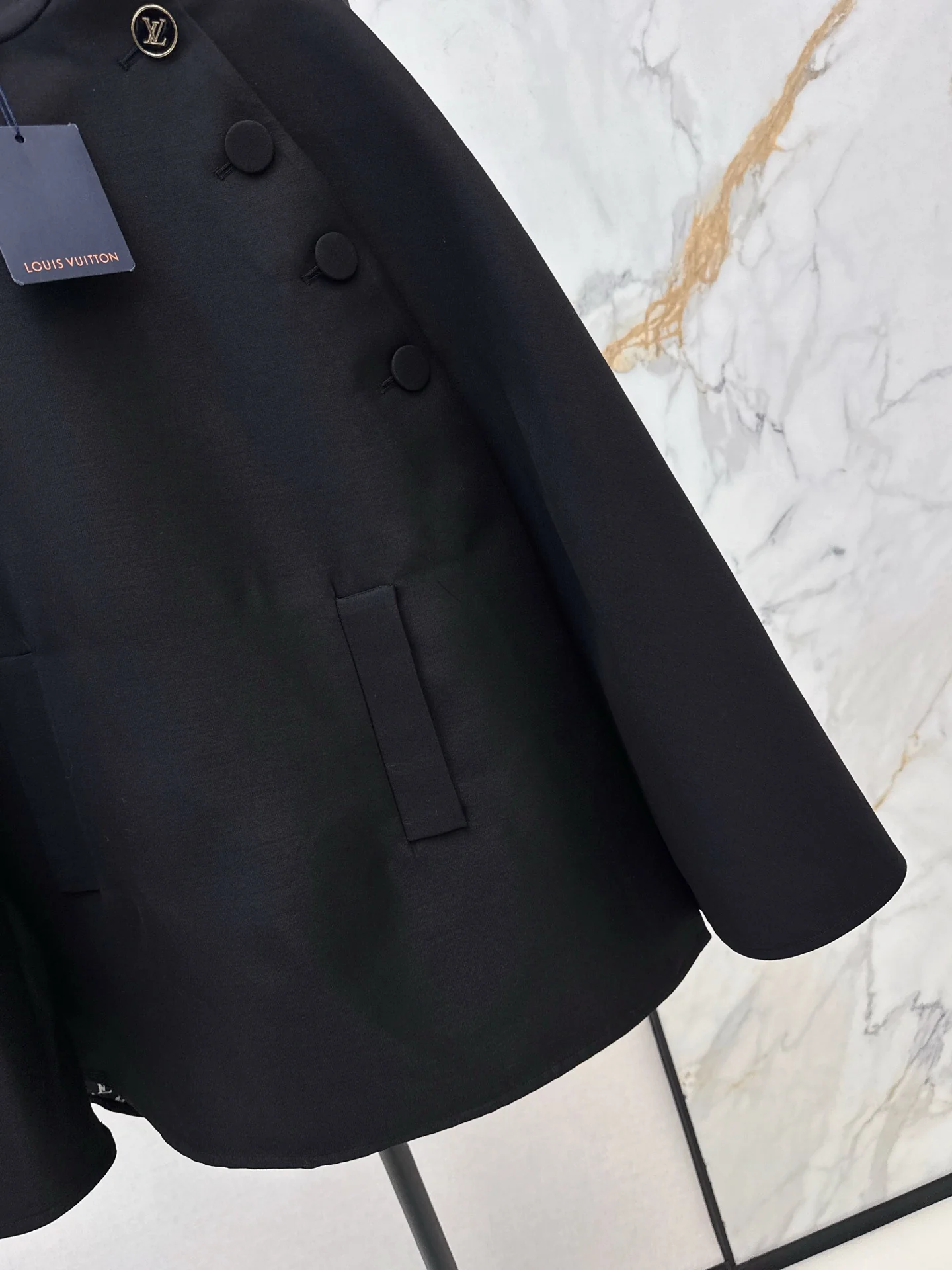 Louis 26ss cape coats