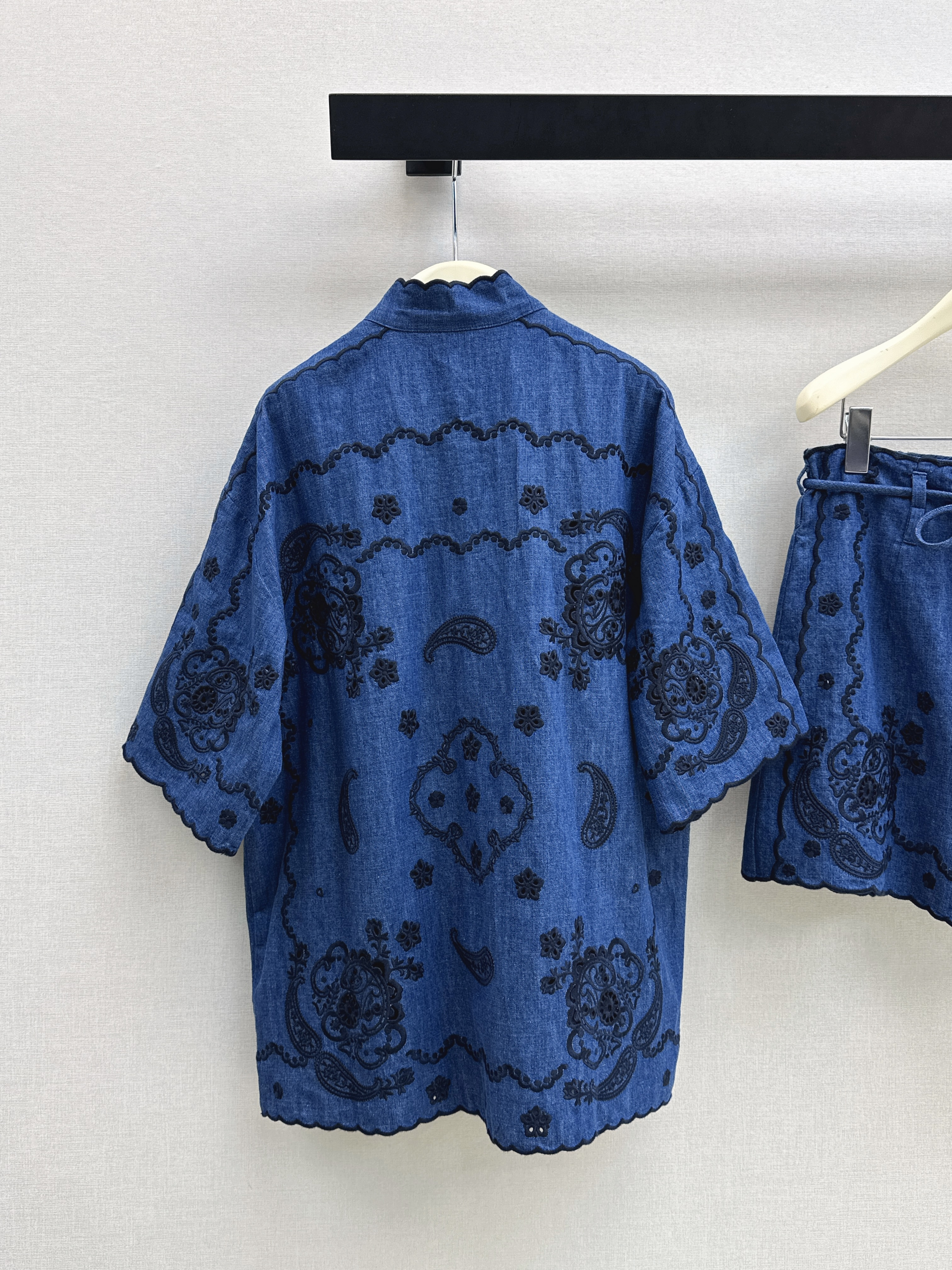 Zimm 26ss embroidery shirt