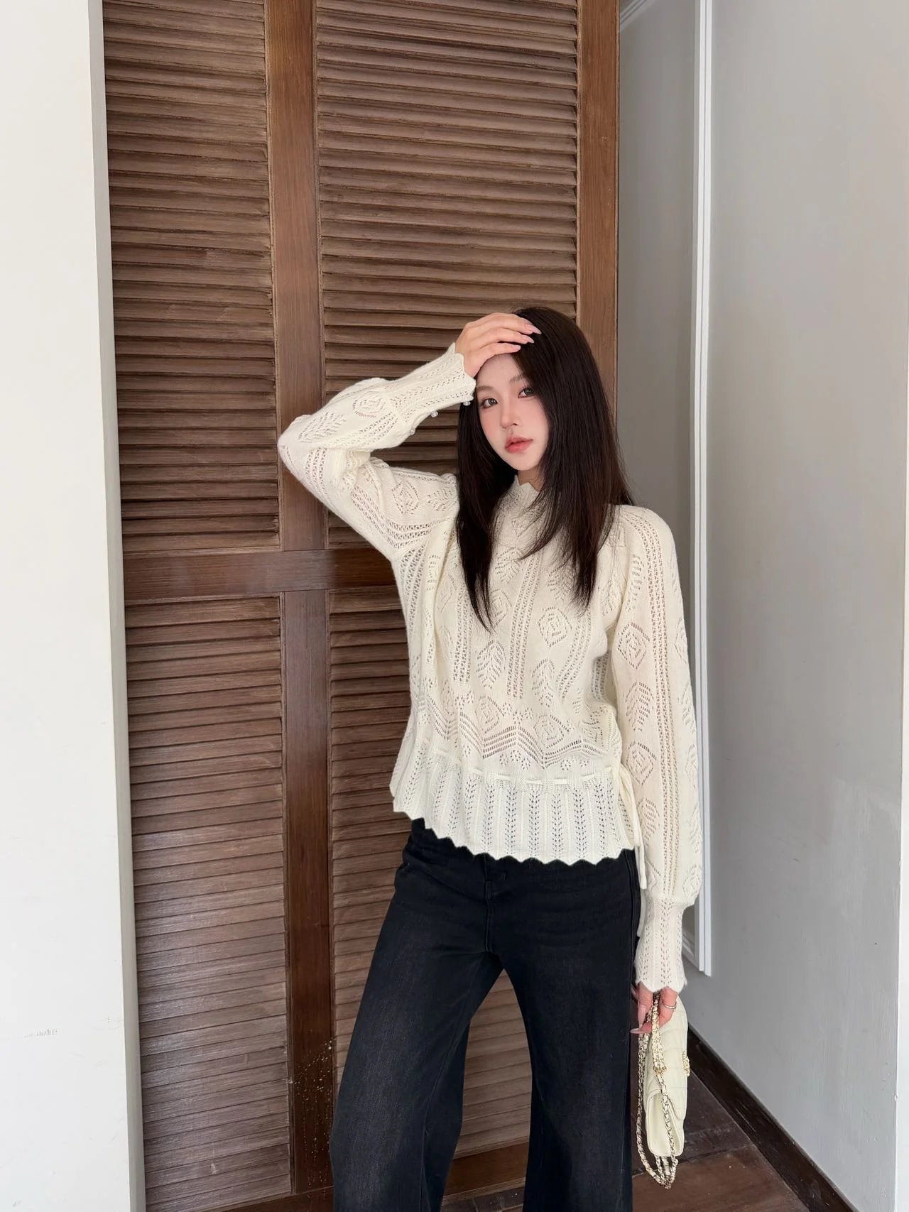 Chan 256ss drawstring sweater