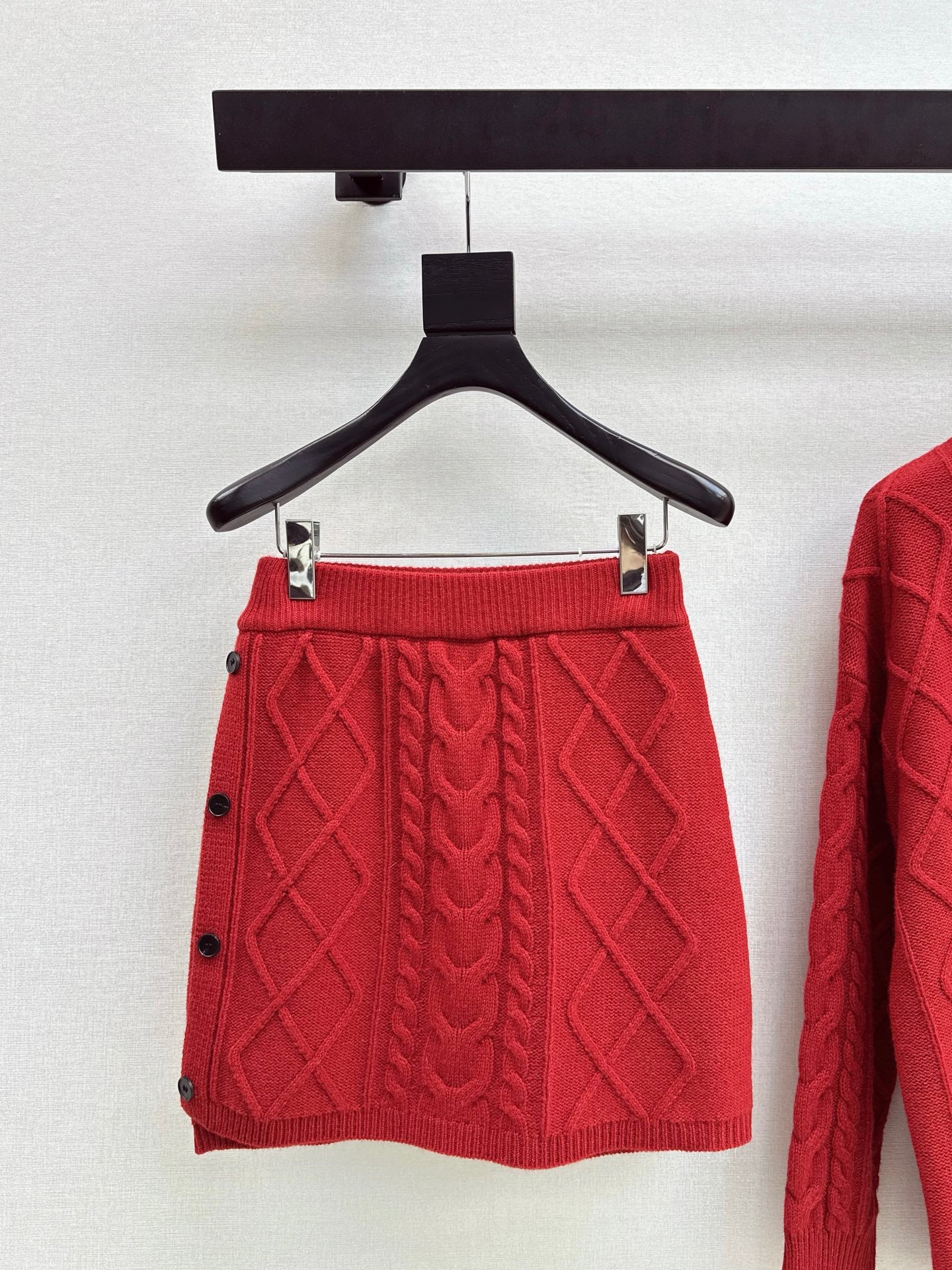 Max 26ss outfit sets sweater skirts