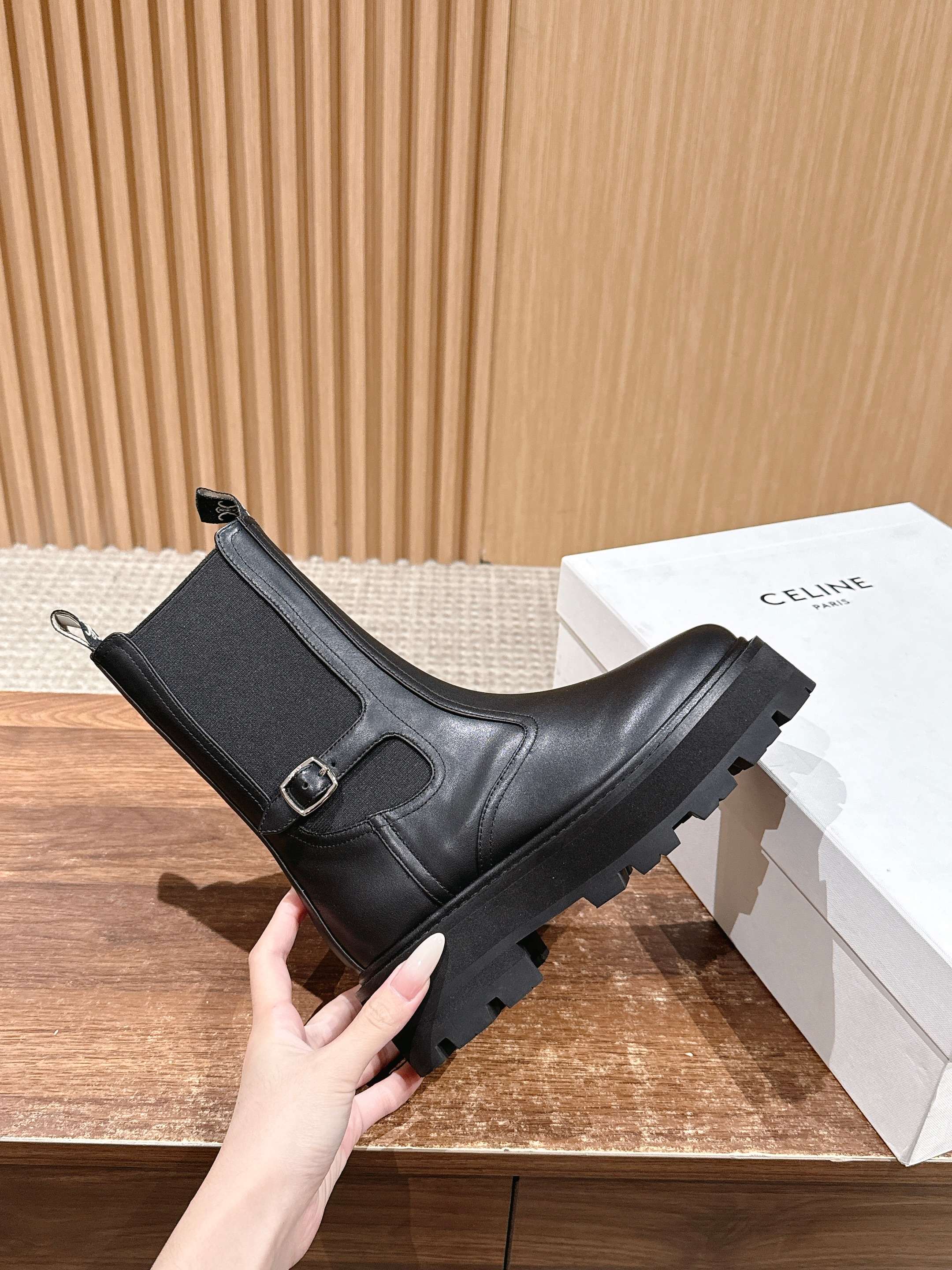 Celi 25fw boots