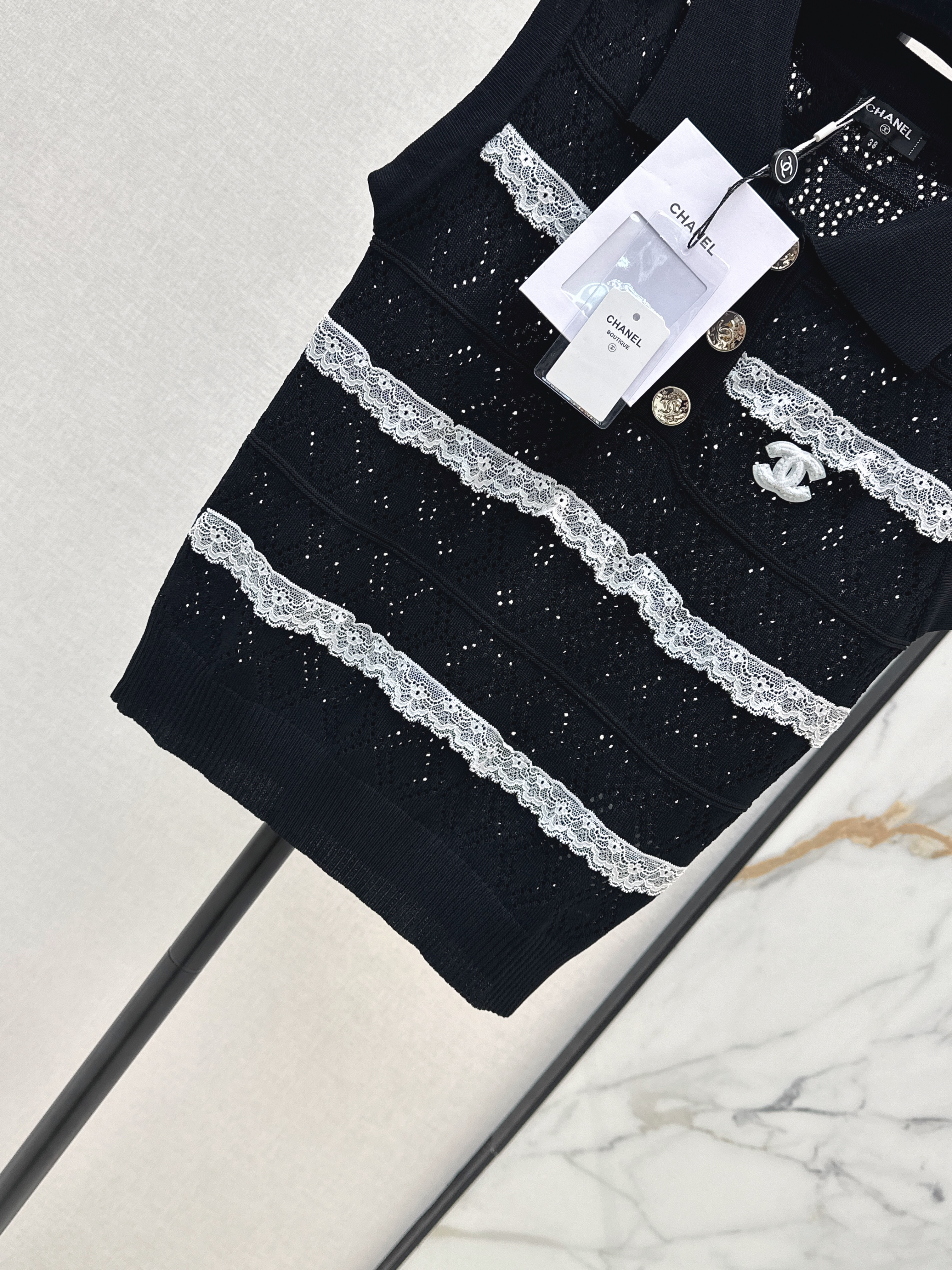 Chan 26ss lace knit vest