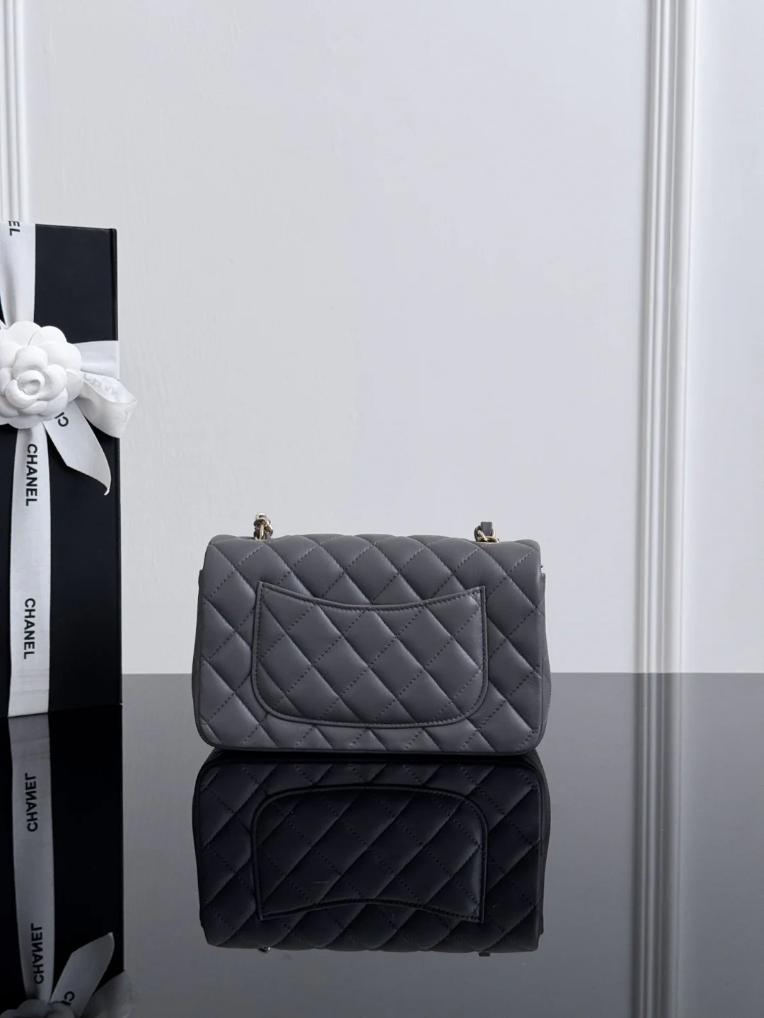 Chan cf20 chain shoulder bag