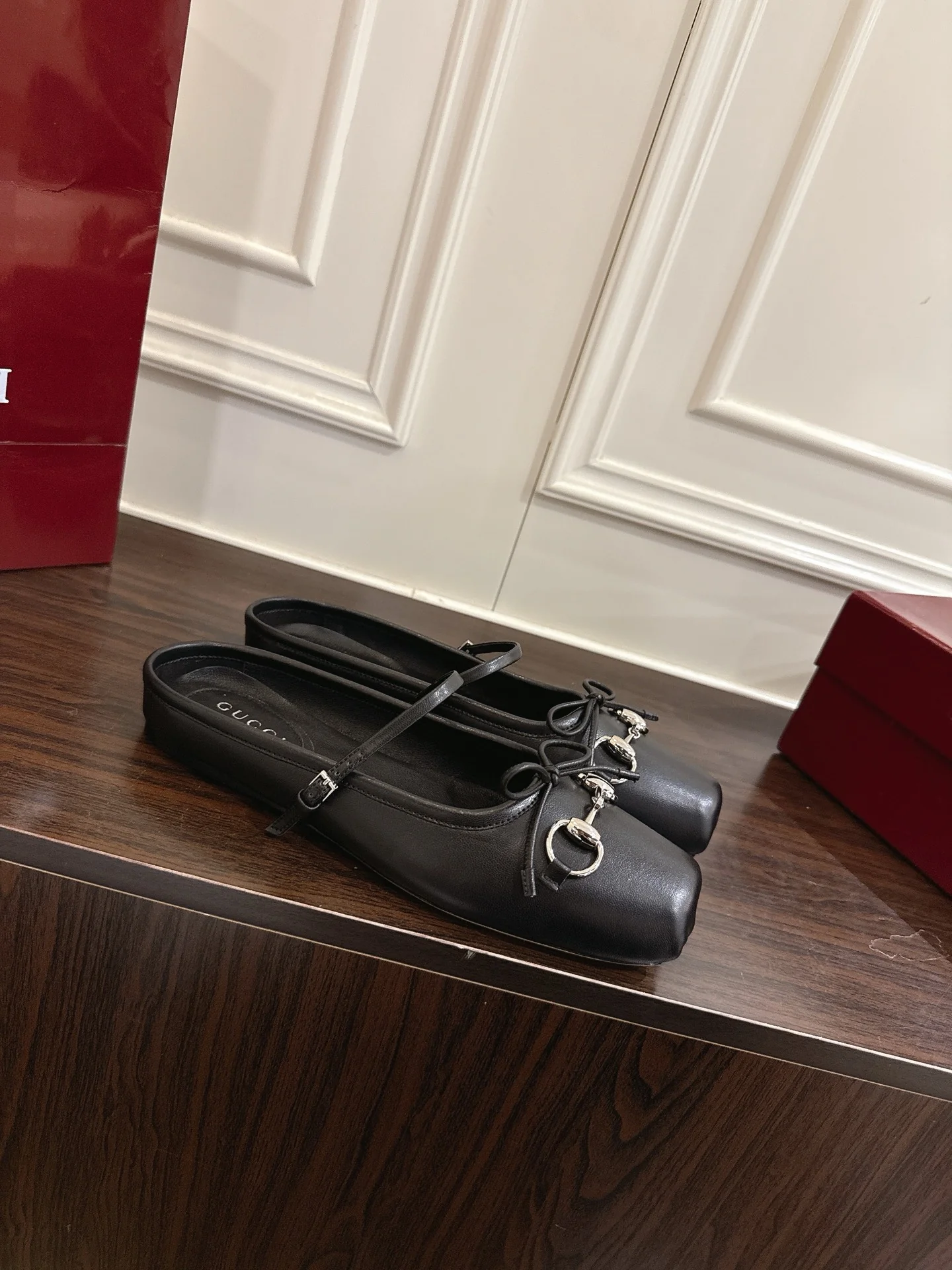 Guc 25fw mules