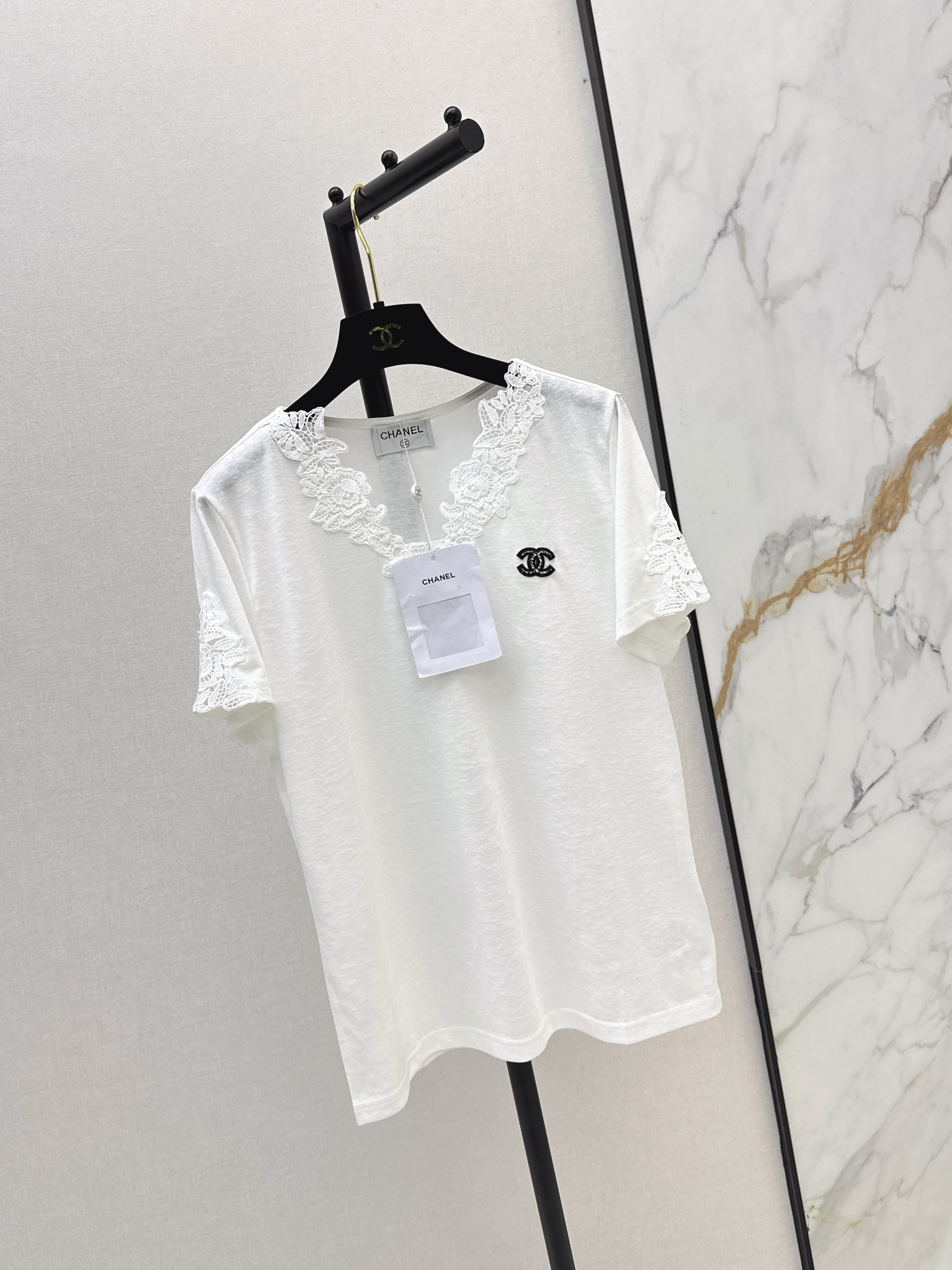 Chan 26ss contract lace t-shirt
