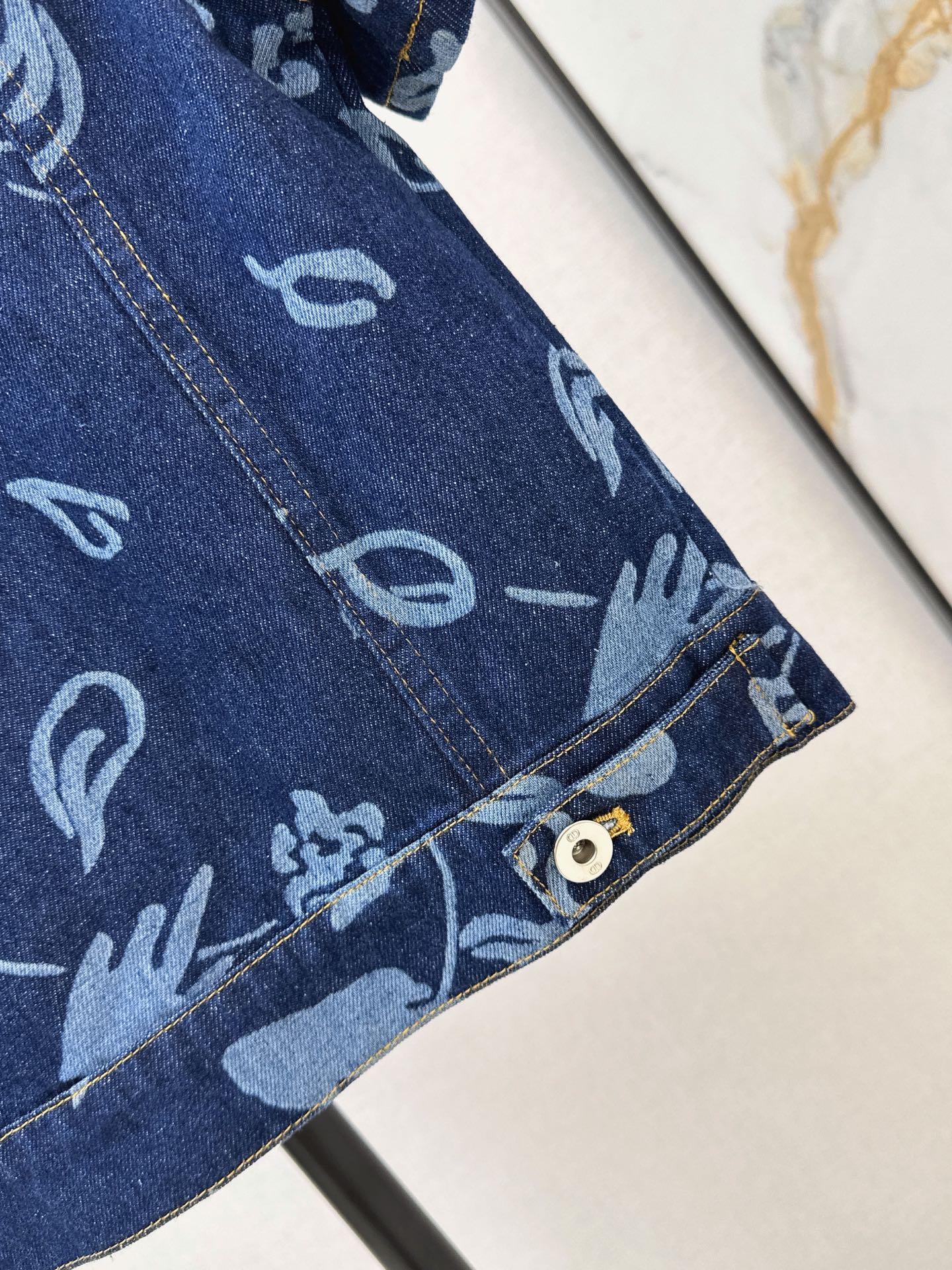CD 26ss print denim shirt