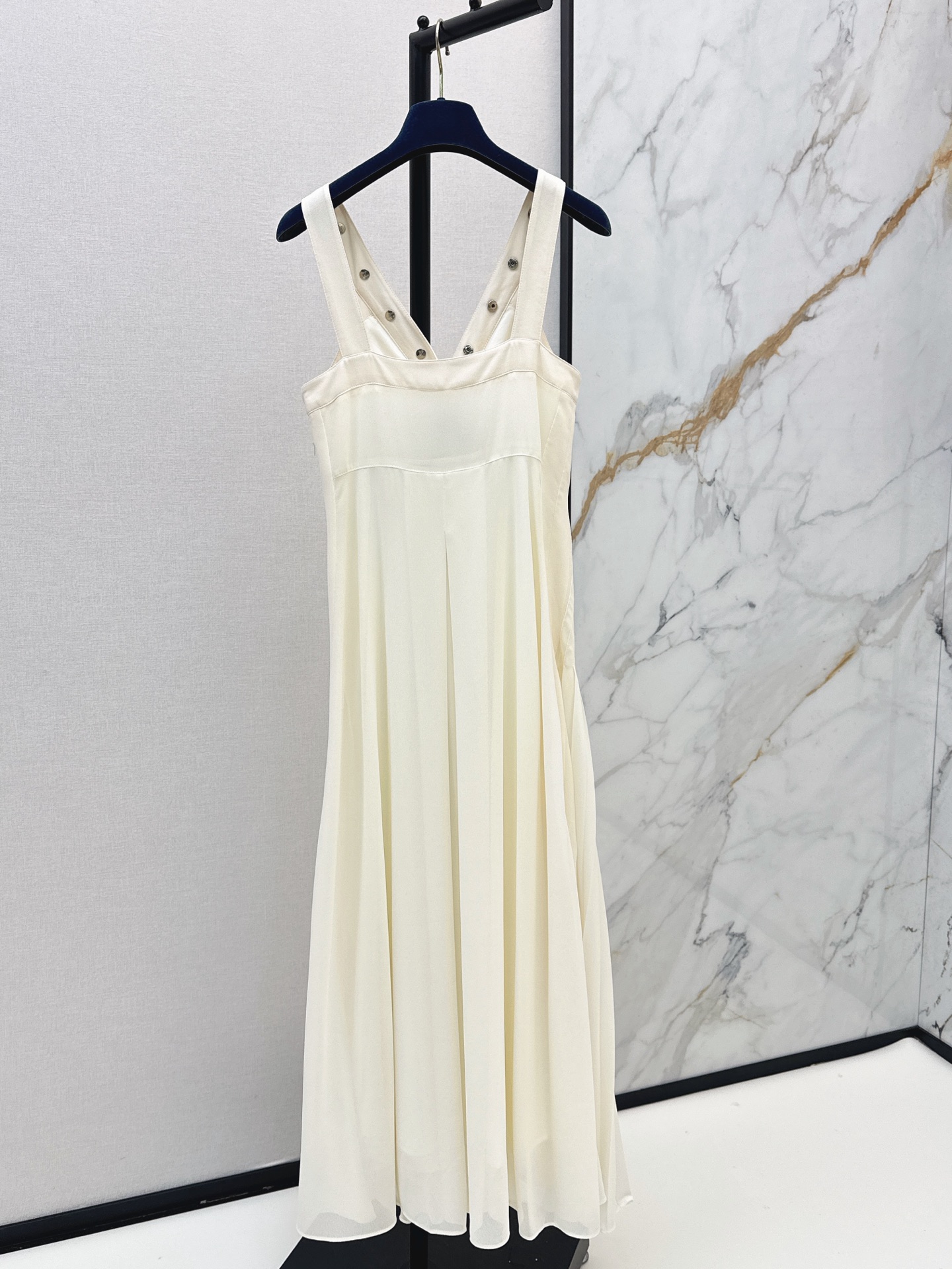 Loui 26ss slip dress
