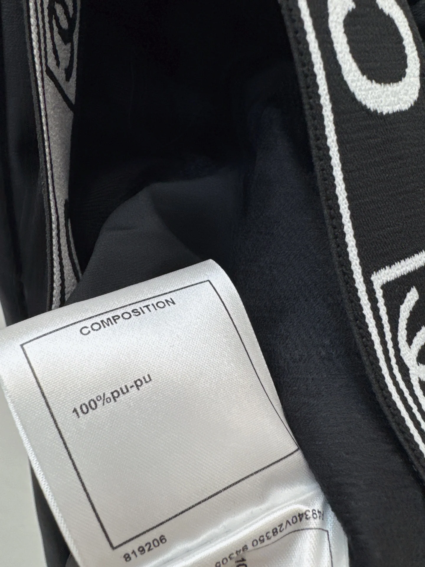 Chan 25fw pu straight pants