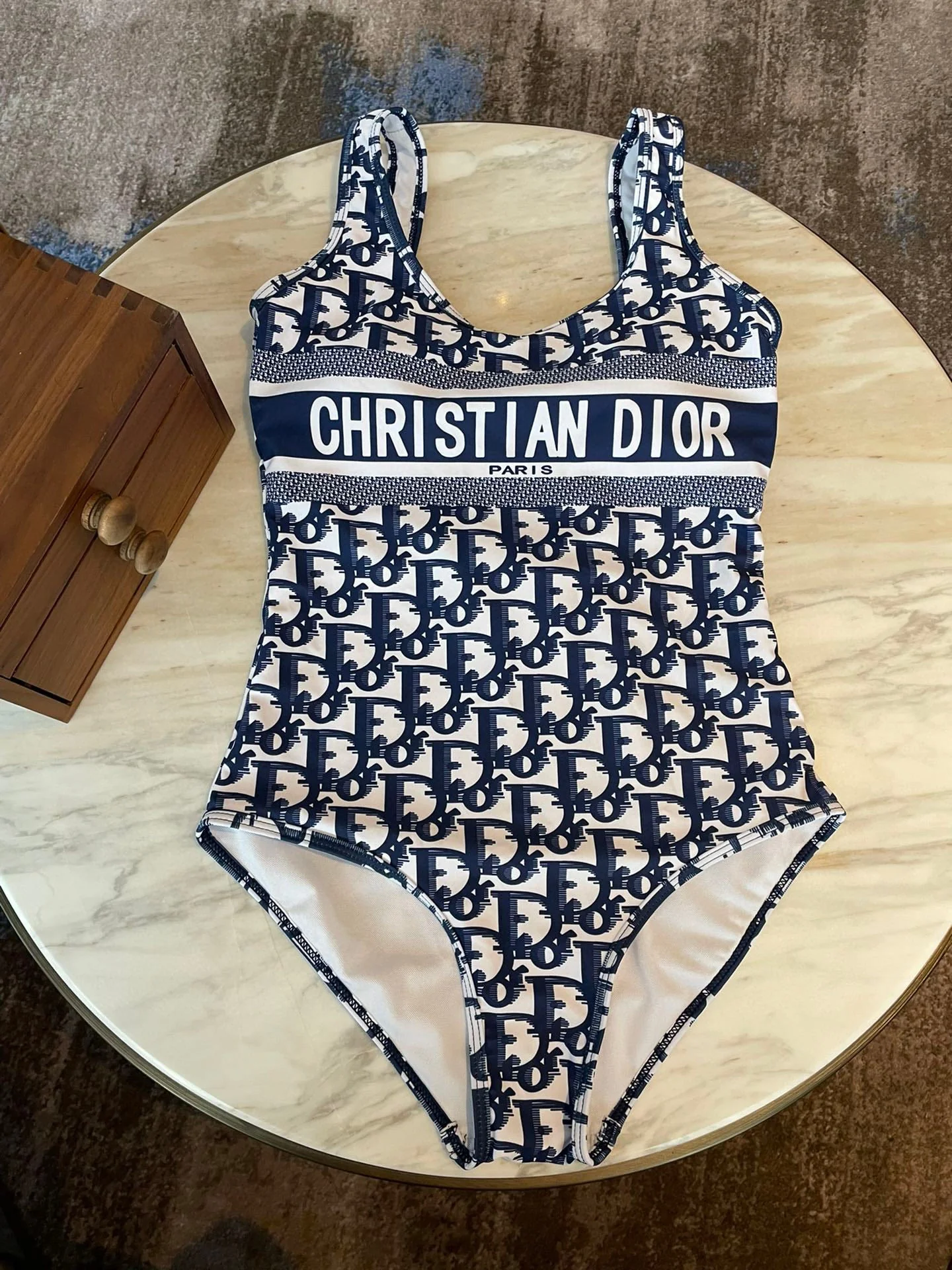 D swimsuit