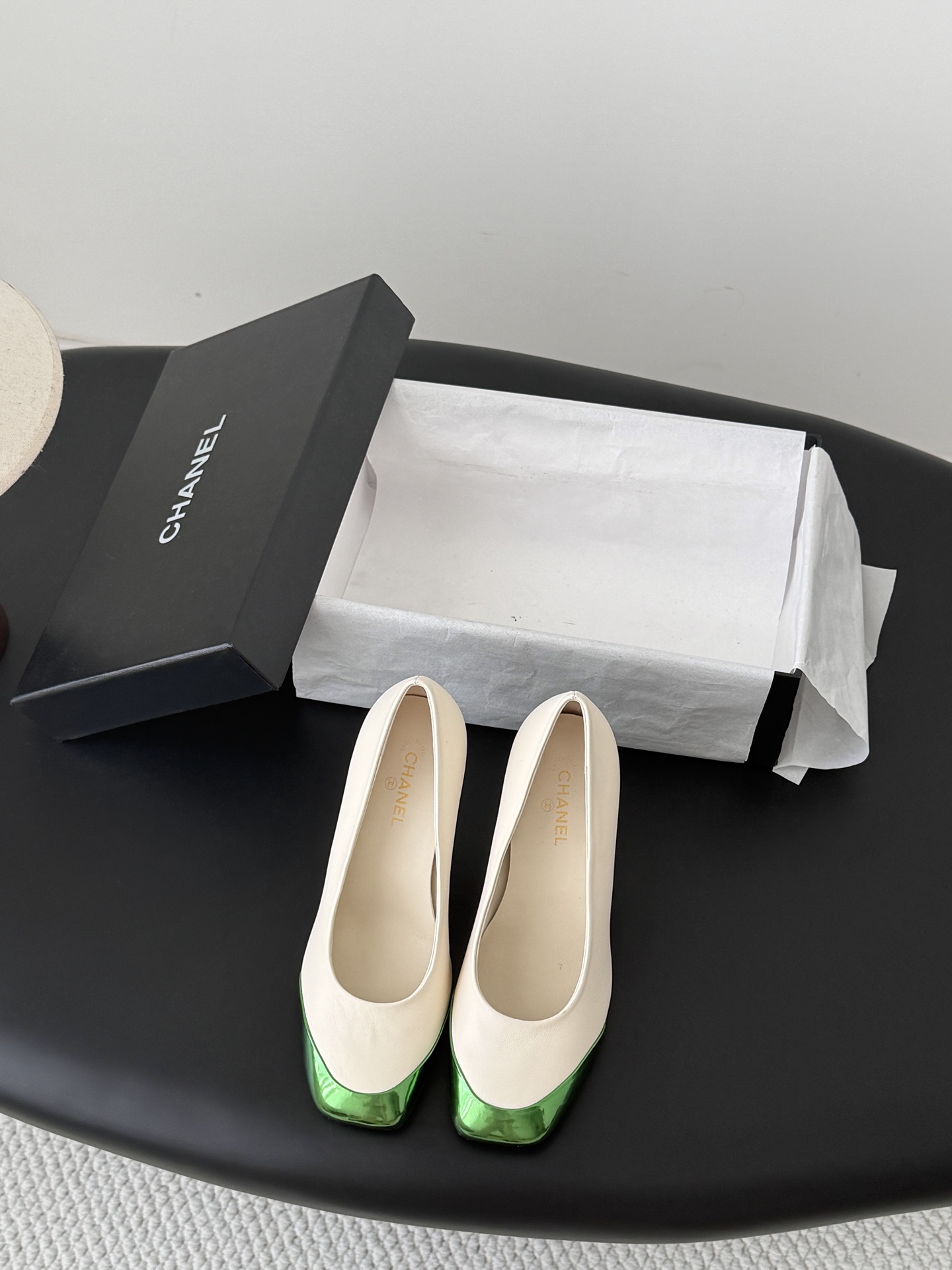 Chan 26K stilettos pumps