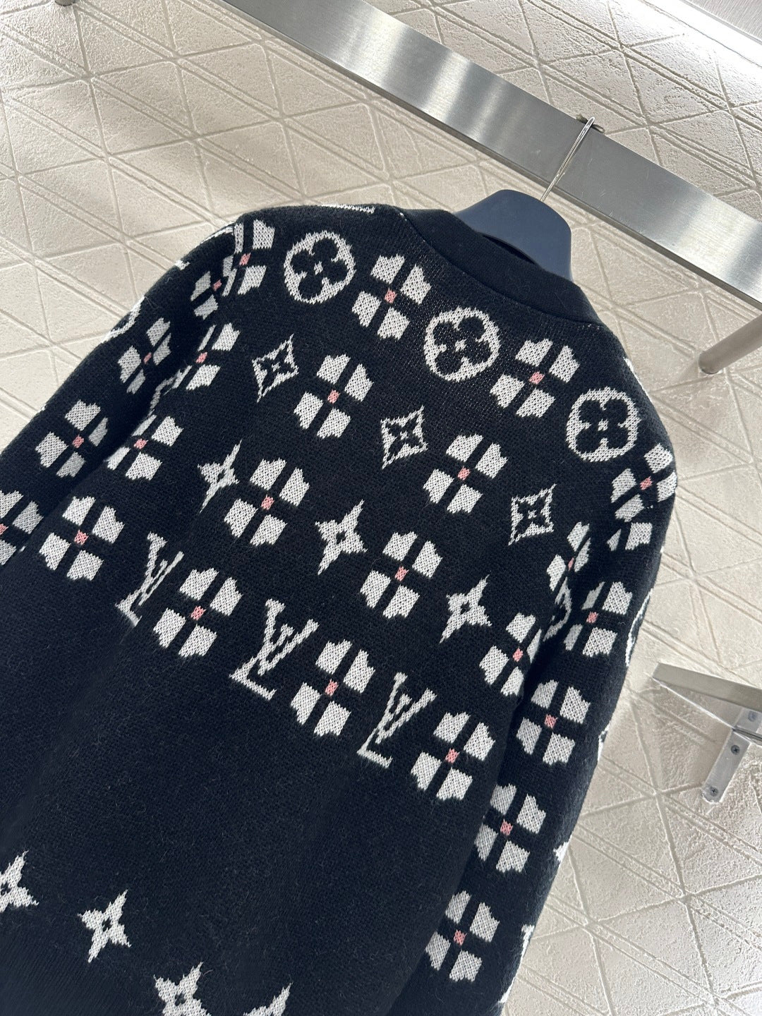 Louis 26ss jacquard knit cardigan
