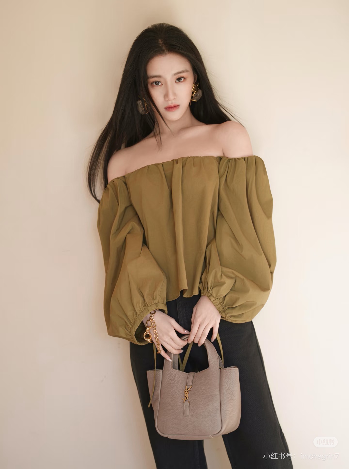 Sain 26ss puff sleeve off shoulder top