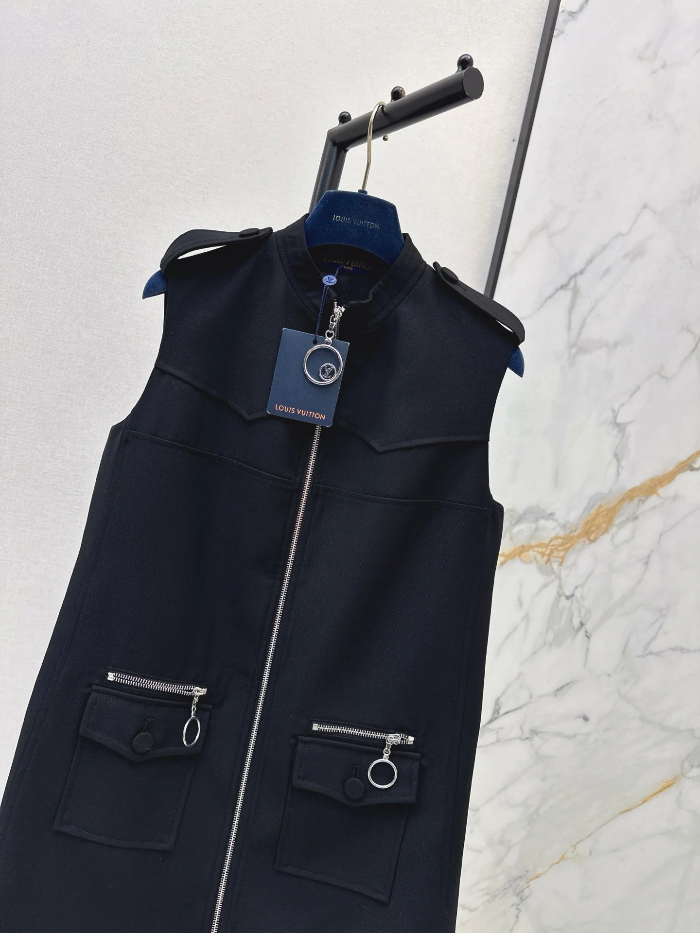 Louis 25fw zip-up sleeveless dress