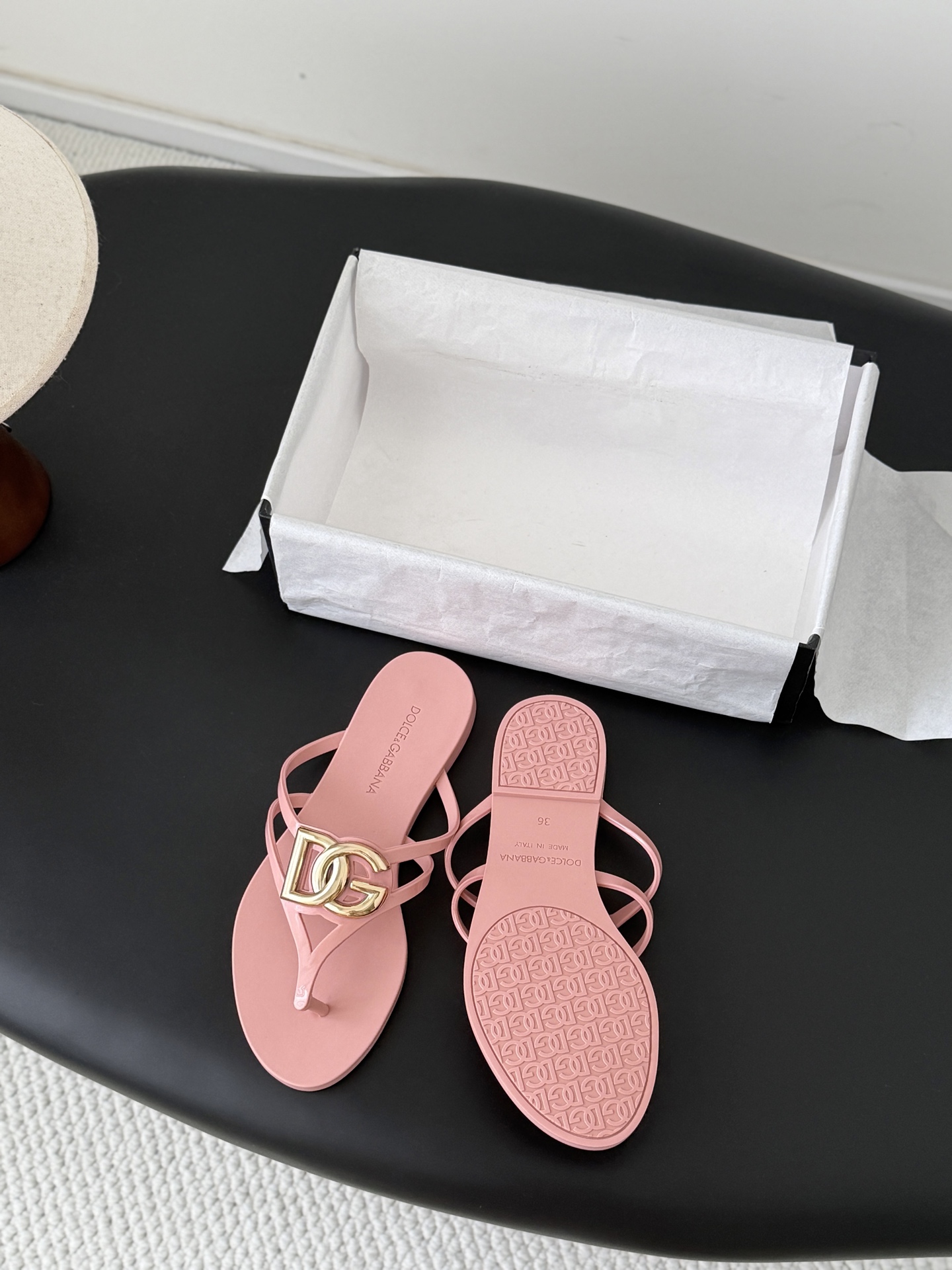 Dolc 26ss flip-flops