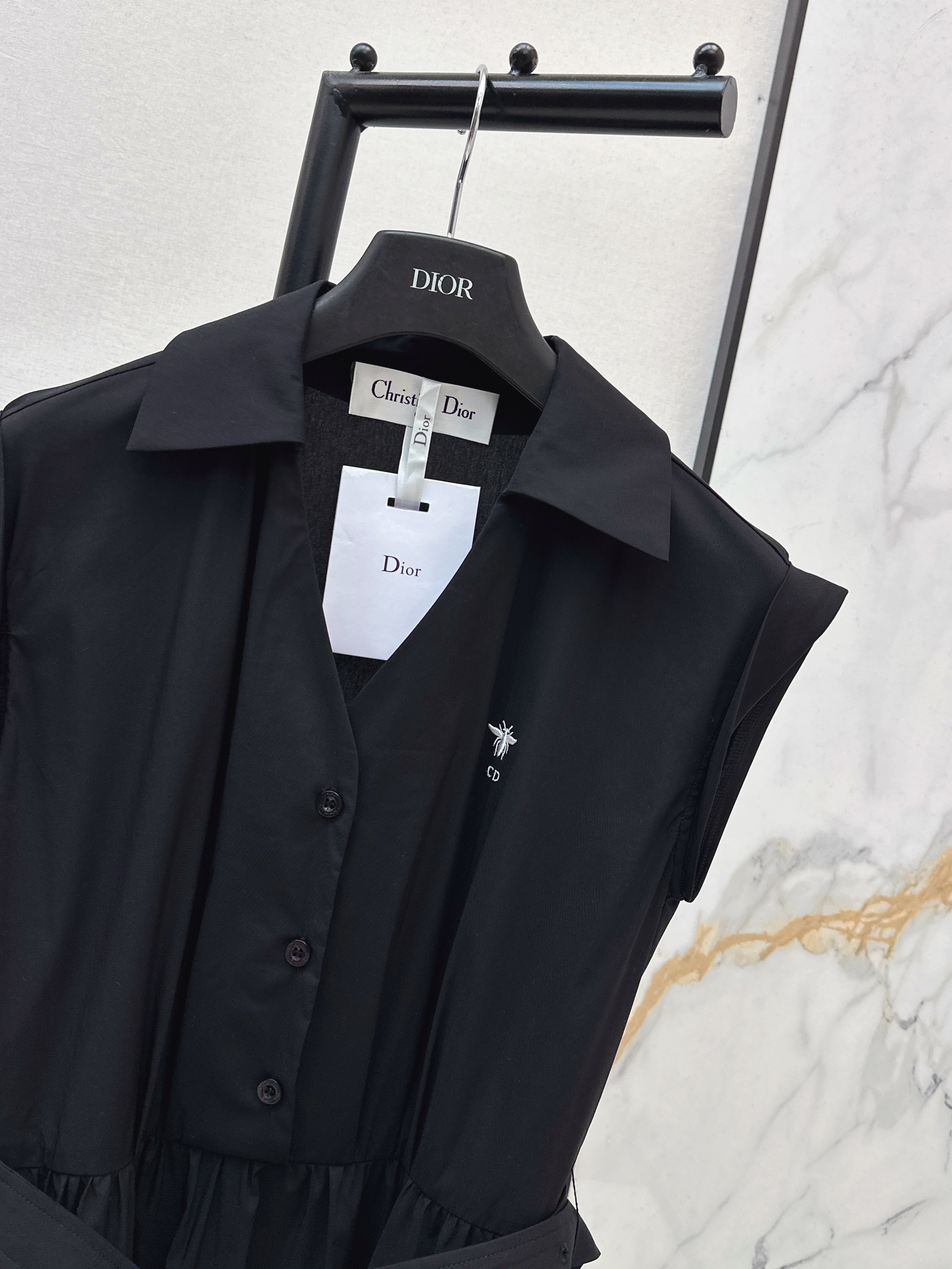 CD 26ss bee embroidery dress