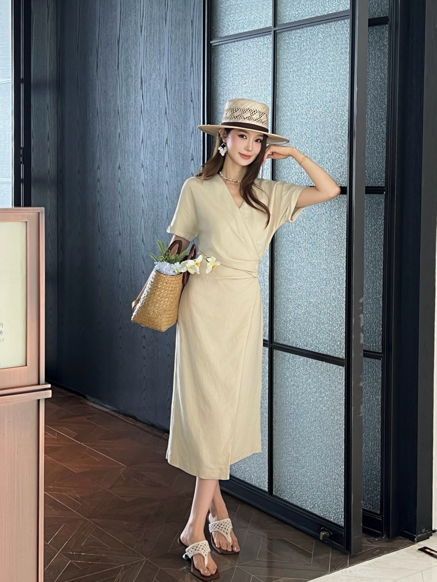 Brun 26ss v-neck wrap dress