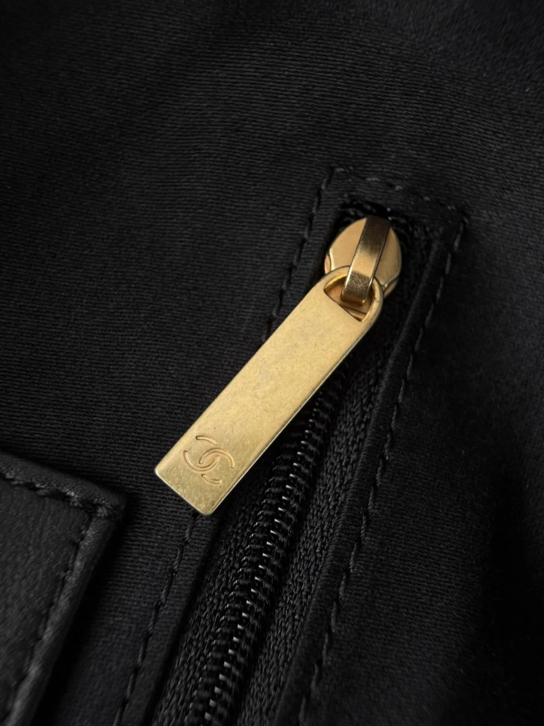 Chan 26C hobo bags