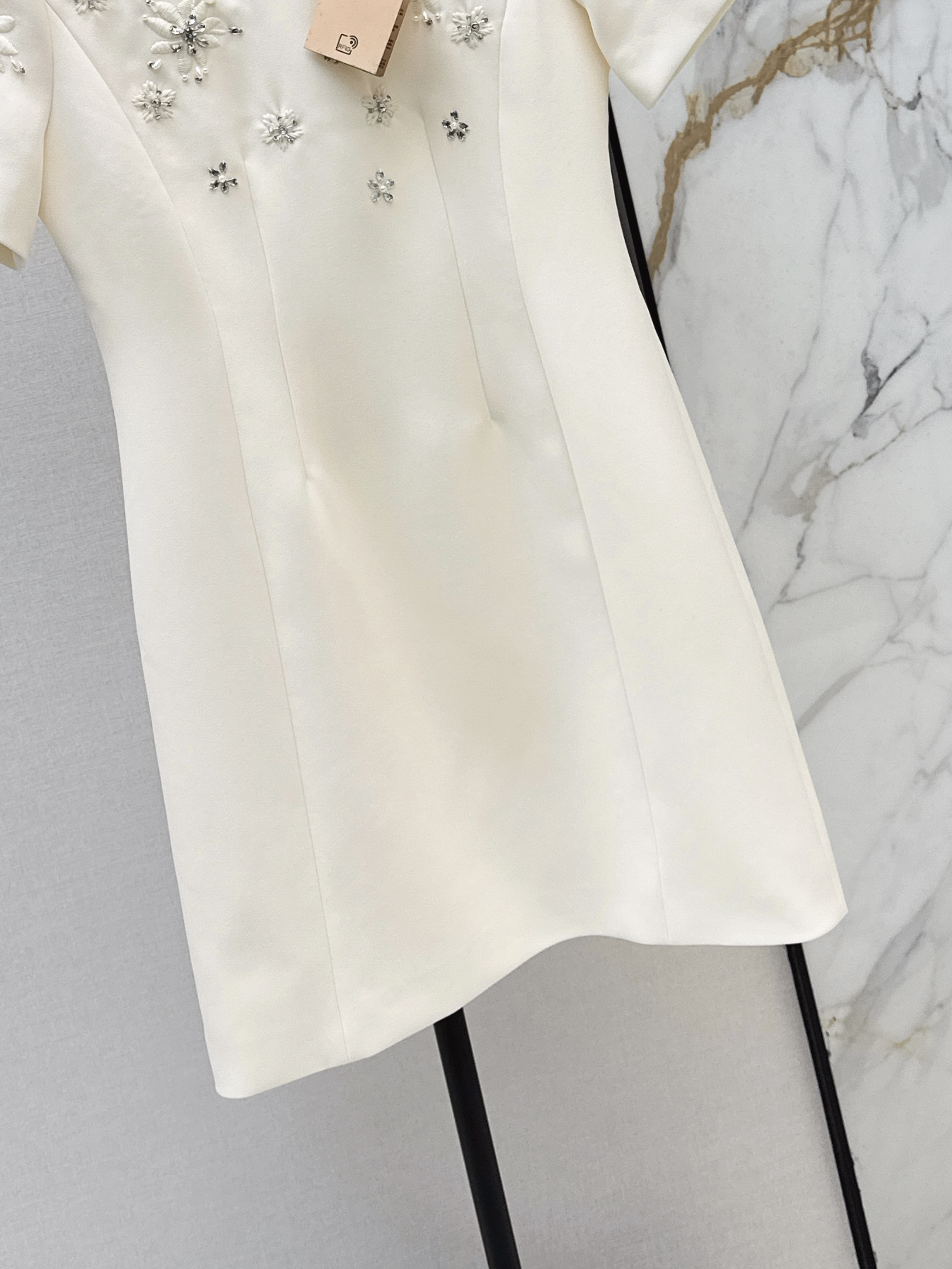 Miu 26ss embroidery dress