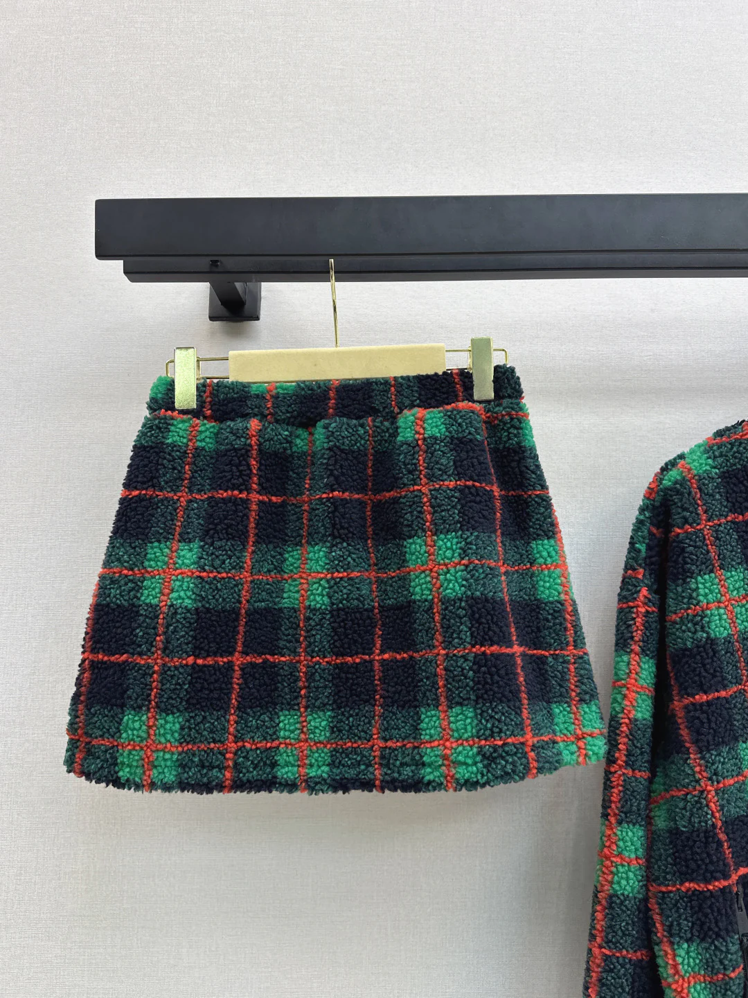 Miu 25fw fleece jacket skirt