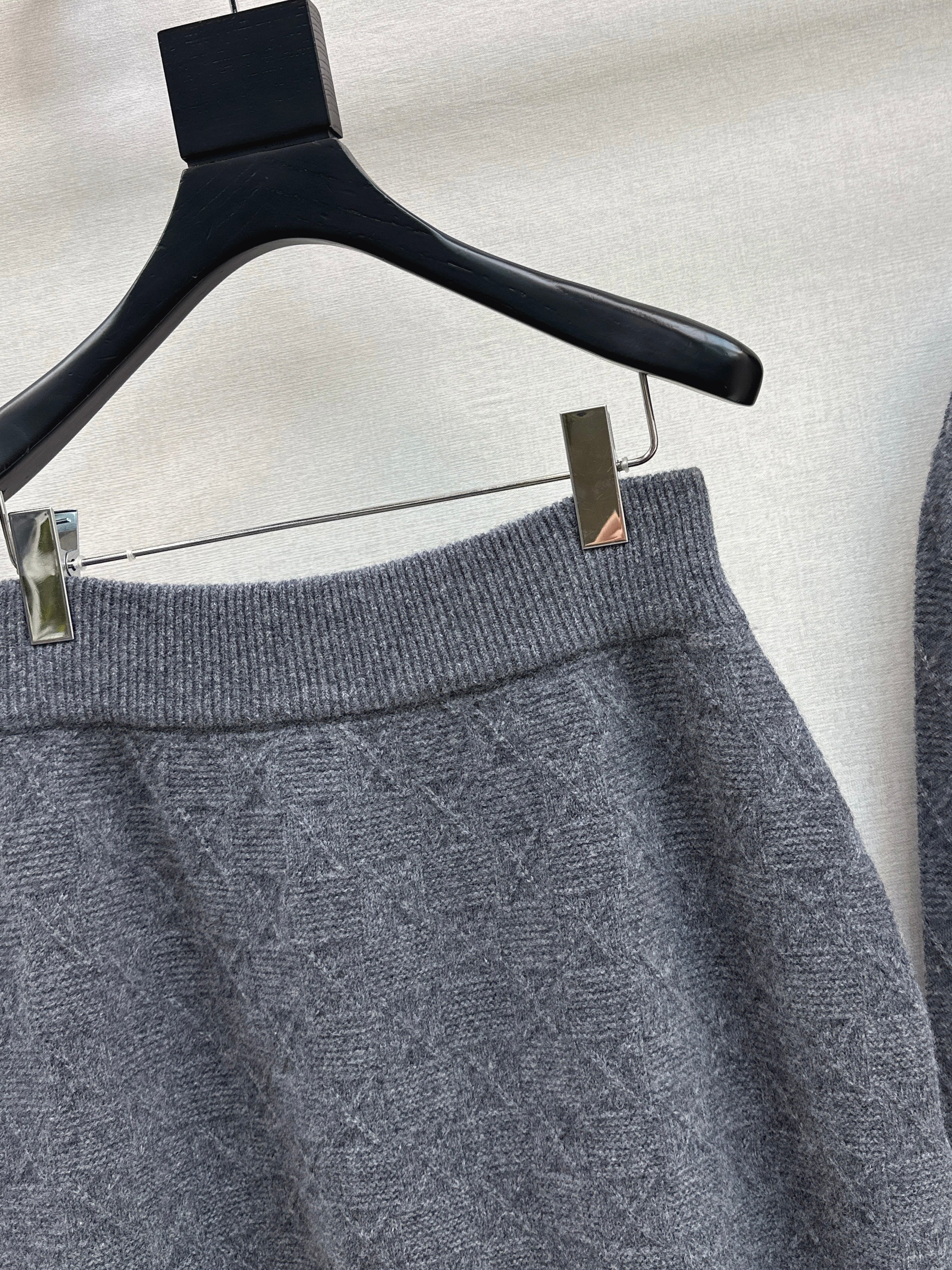 Miu 26ss jacquard knit sweater+skirts set