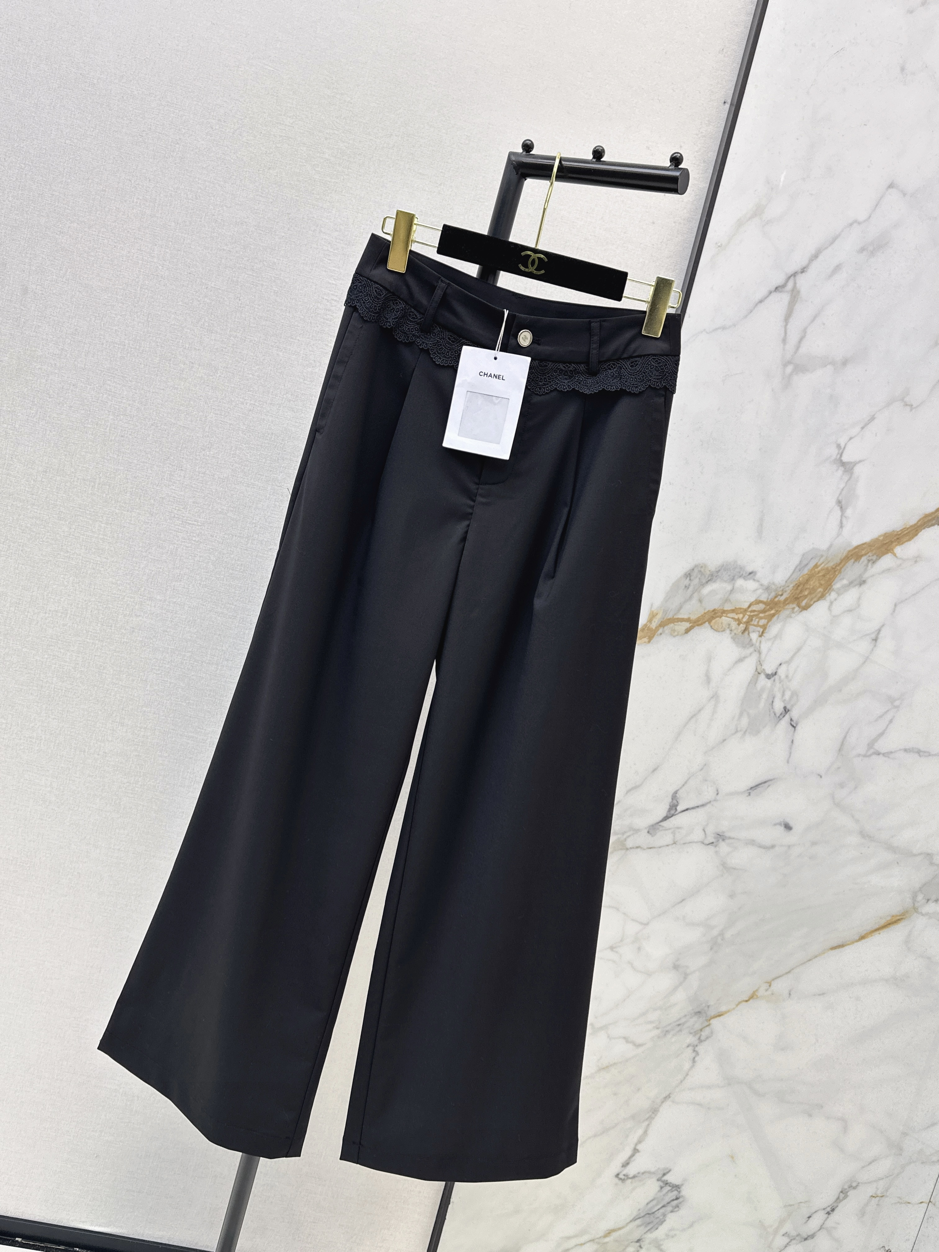 Chan 26ss contract lace pants