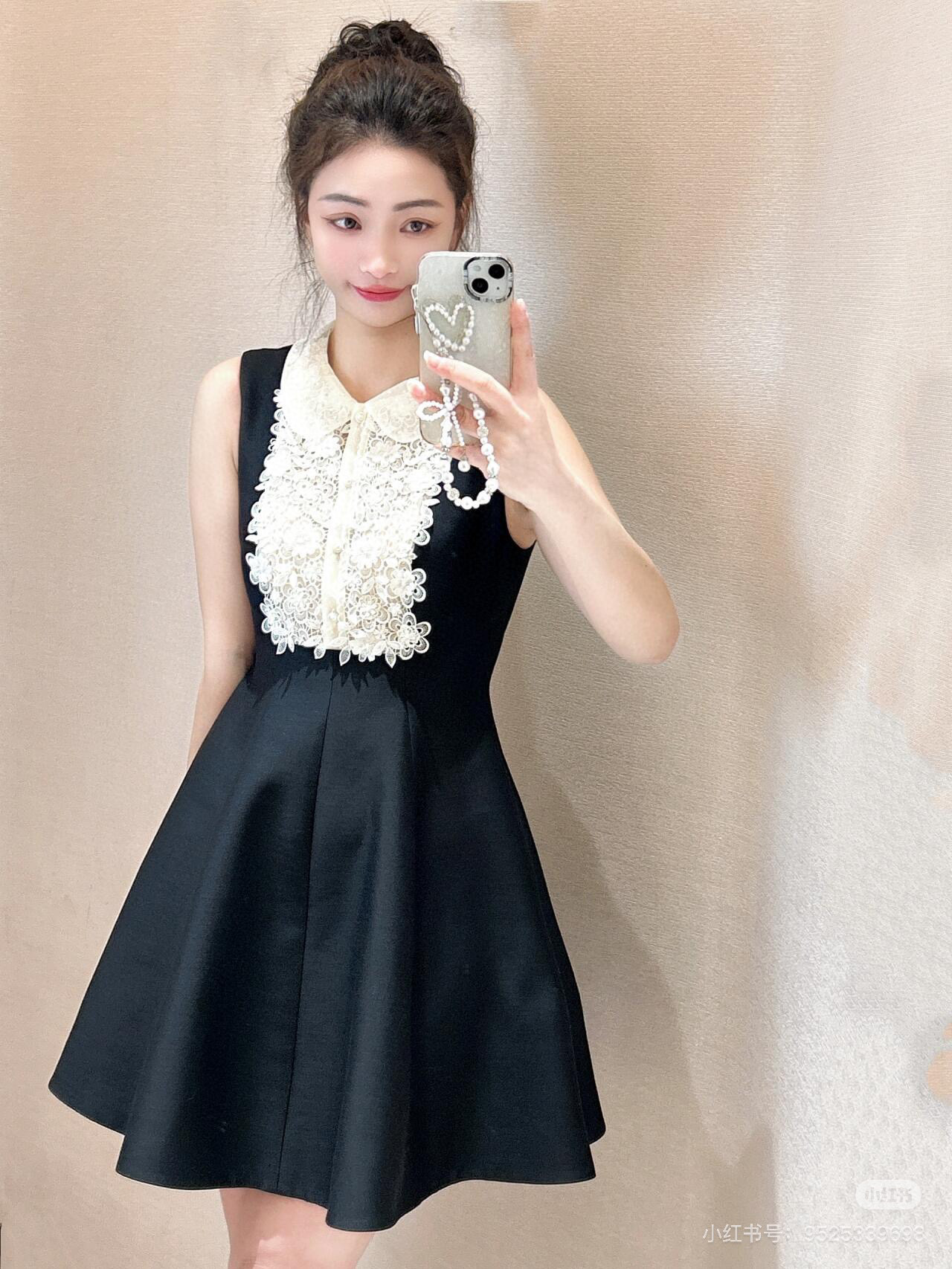 Valen 26ss lace embroidery dress