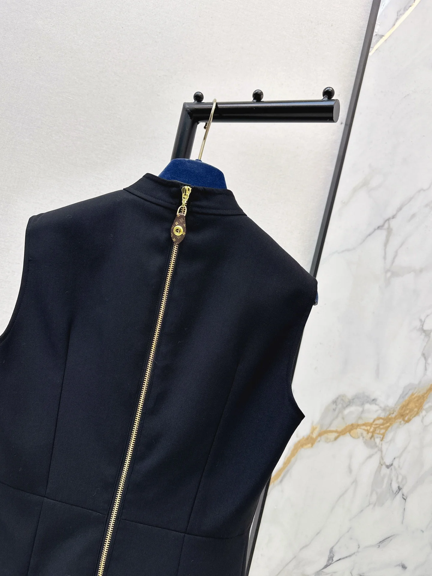 Louis 26ss sleeveless dress