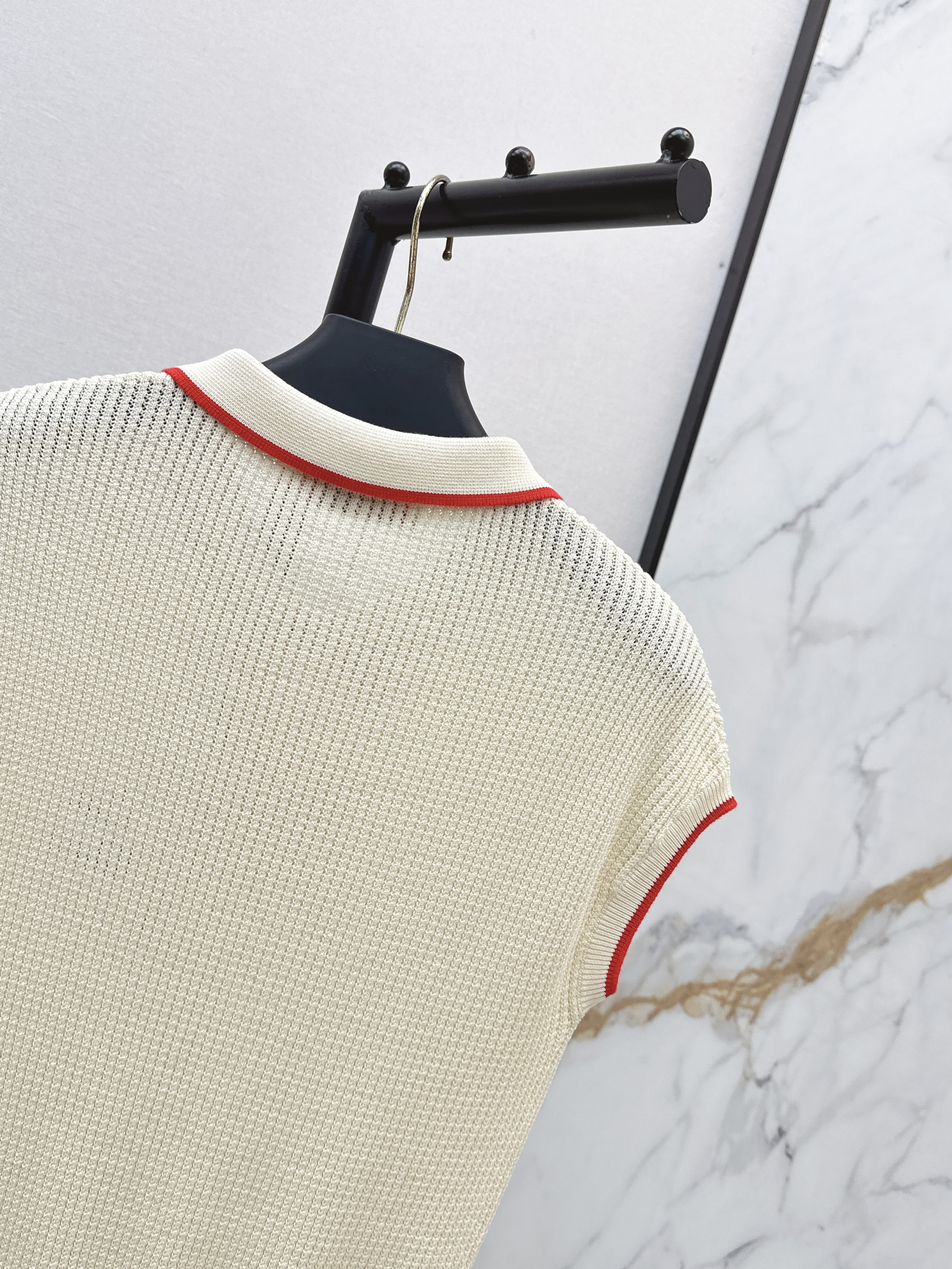 Valen 26ss bow knit vest