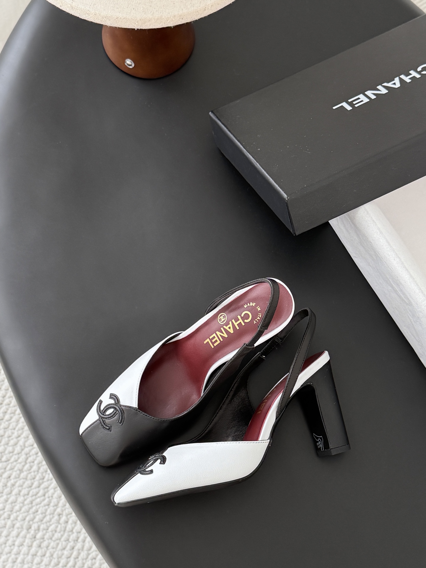 Chan 26ss slingback heel