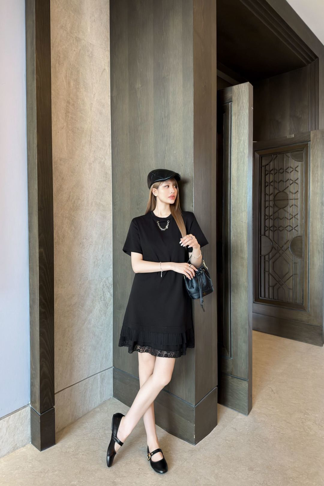 Loui 26ss contract lace dress